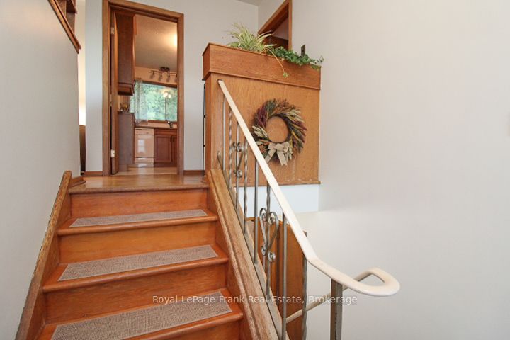 1293 Edmison Drive Property Photo 2