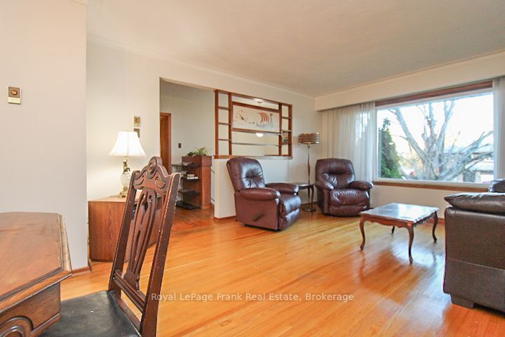 1293 Edmison Drive Property Photo 9