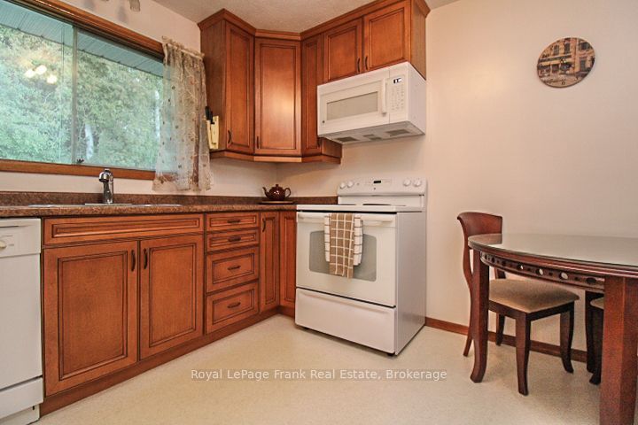 1293 Edmison Drive Property Photo 12