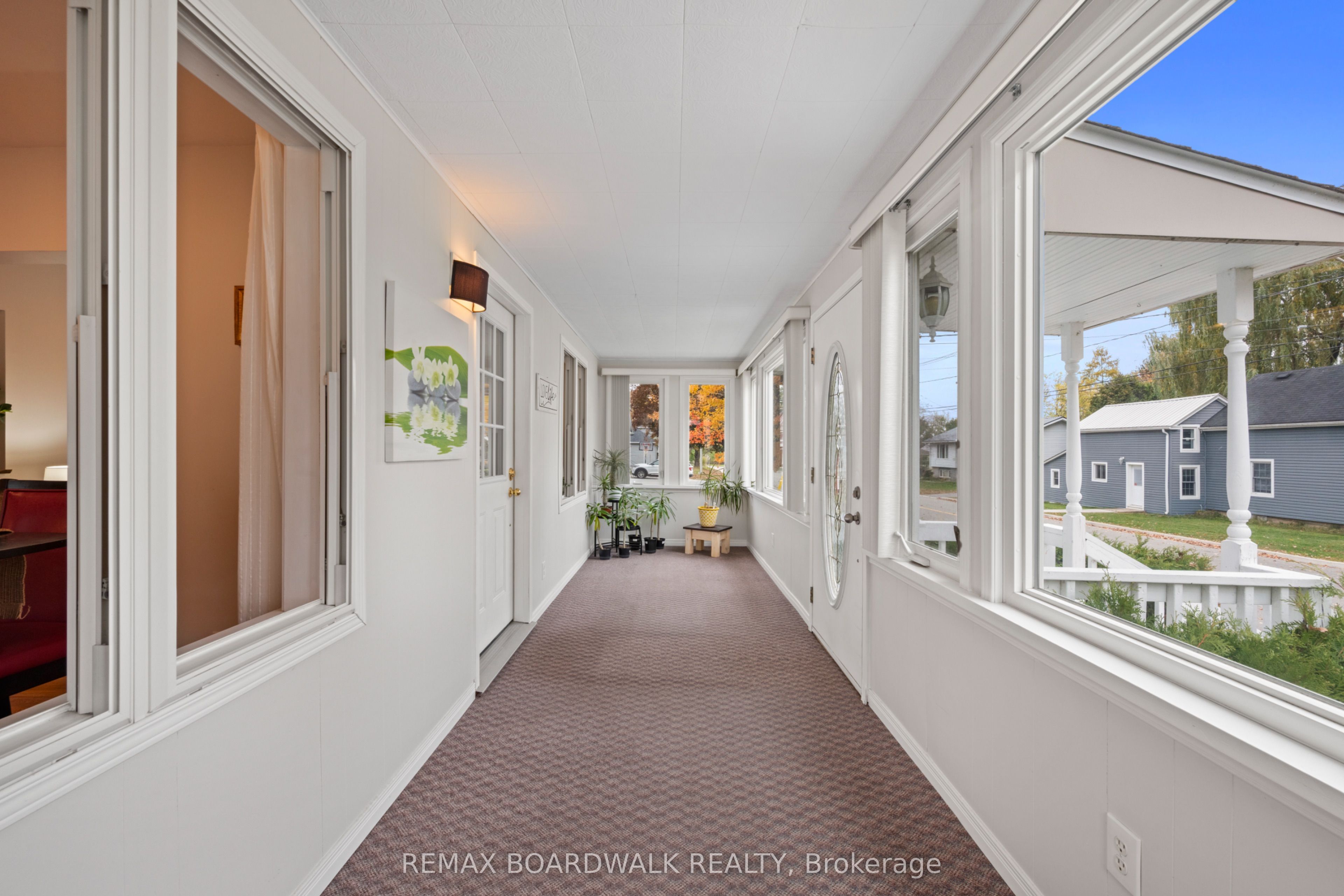 434 Dibble Street E Property Photo 37