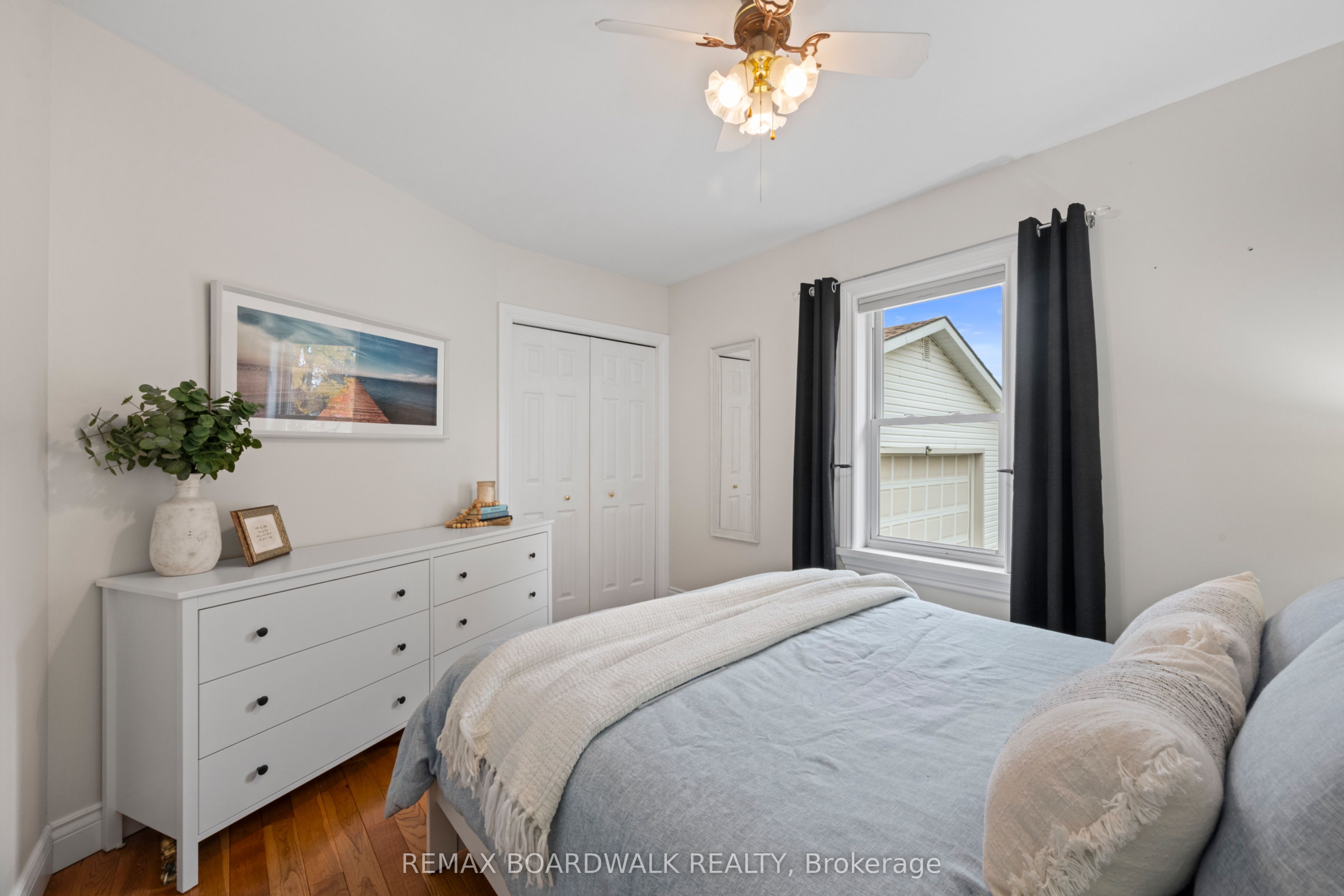 434 Dibble Street E Property Photo 39