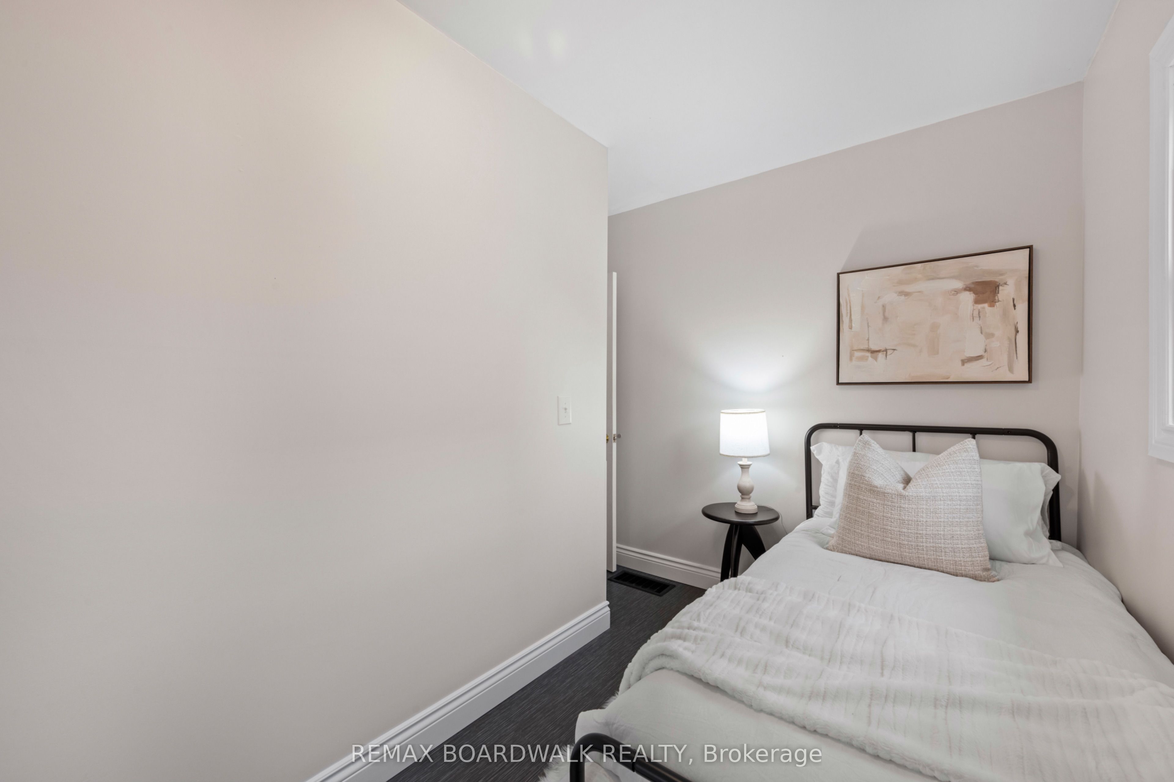 434 Dibble Street E Property Photo 42