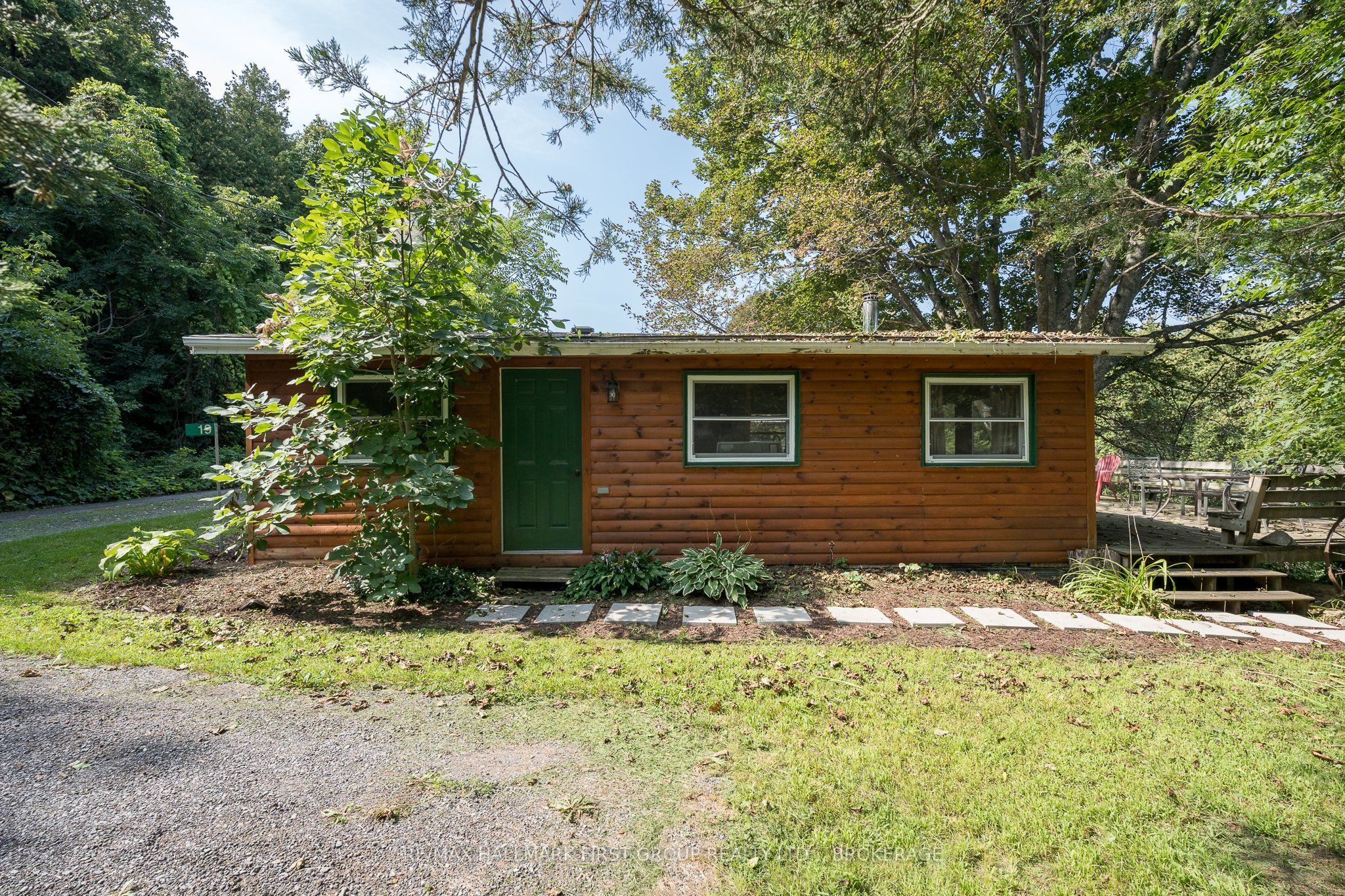 19 Pc Lane Property Photo 5
