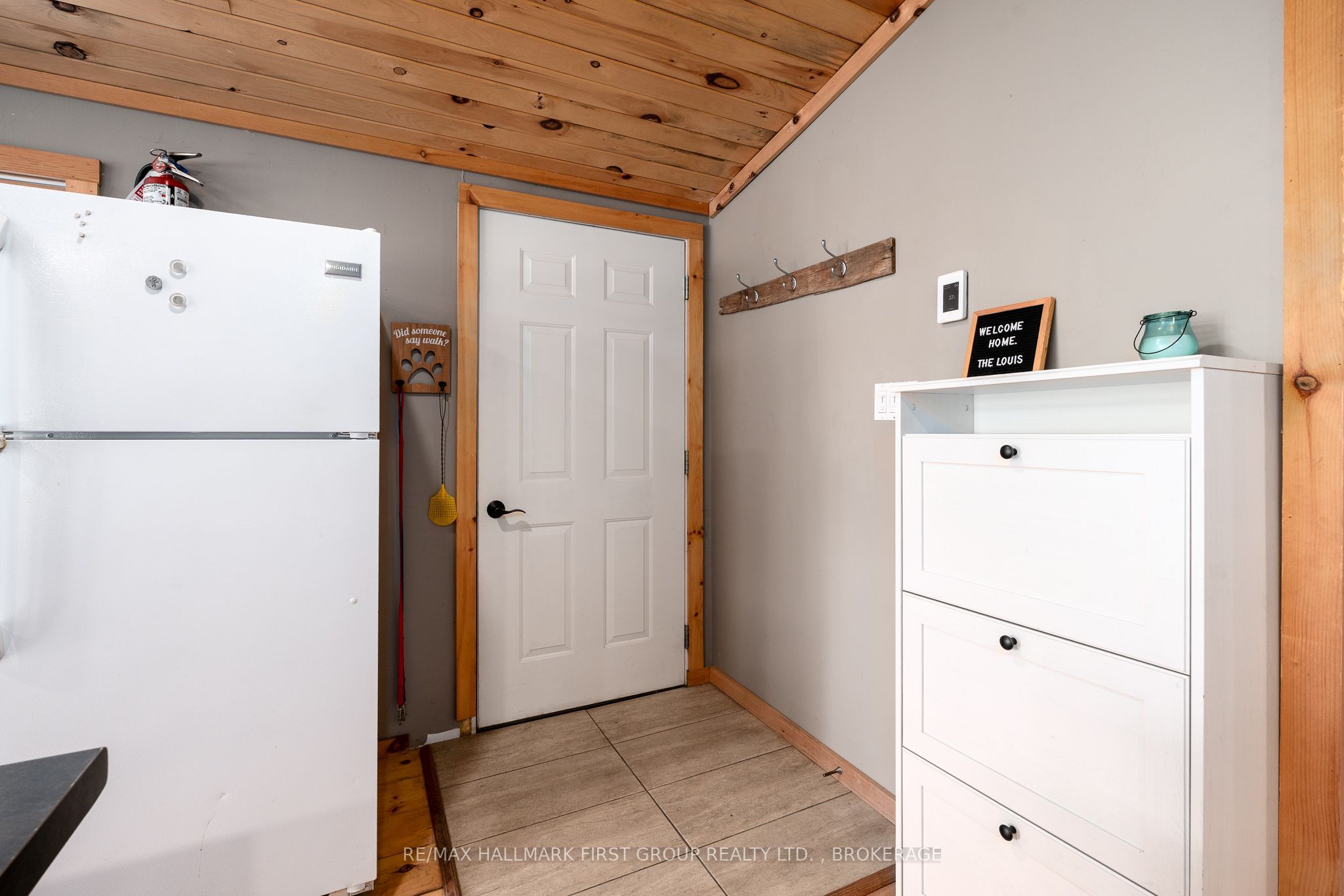 19 Pc Lane Property Photo 8