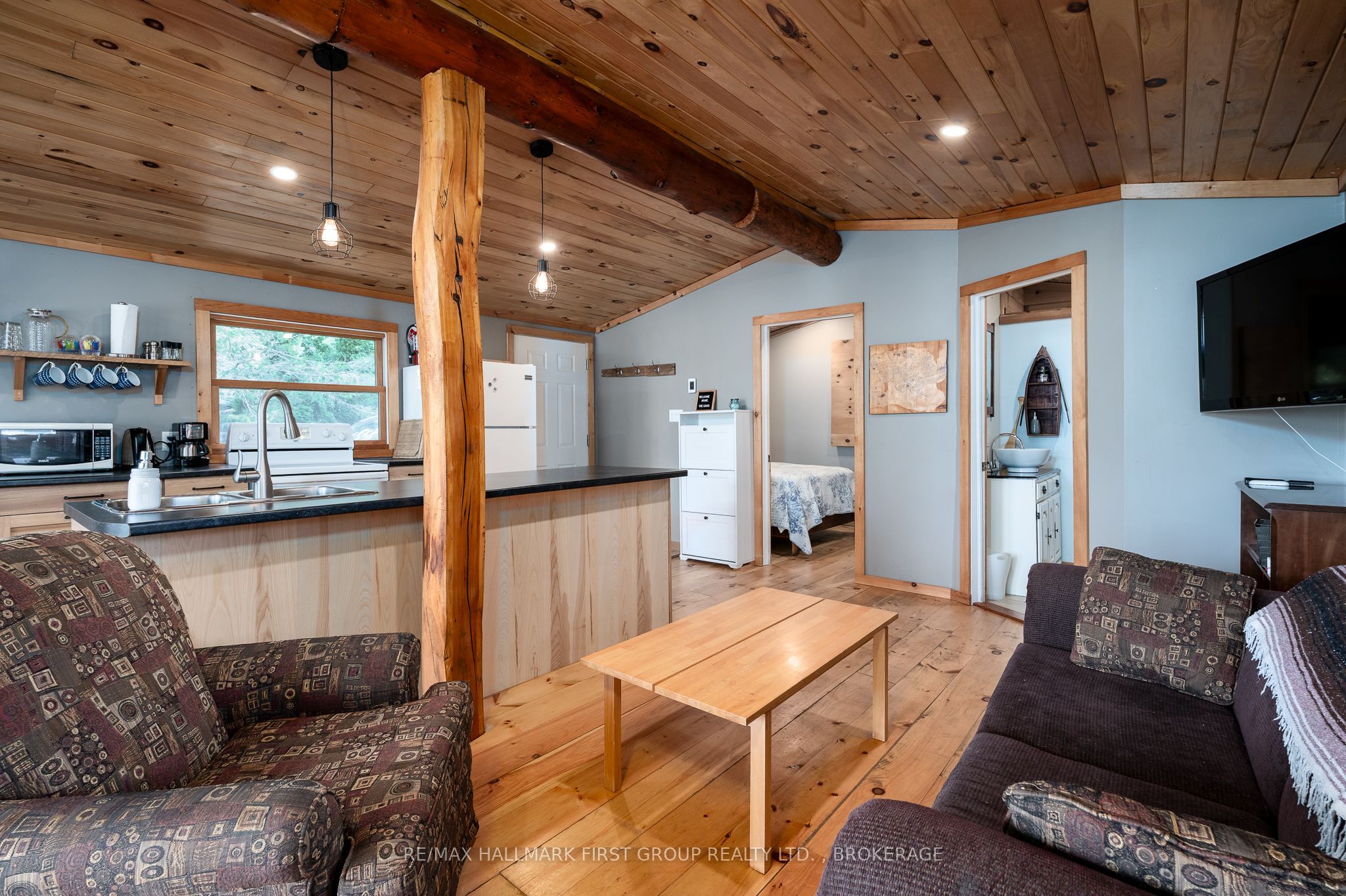 19 Pc Lane Property Photo 14