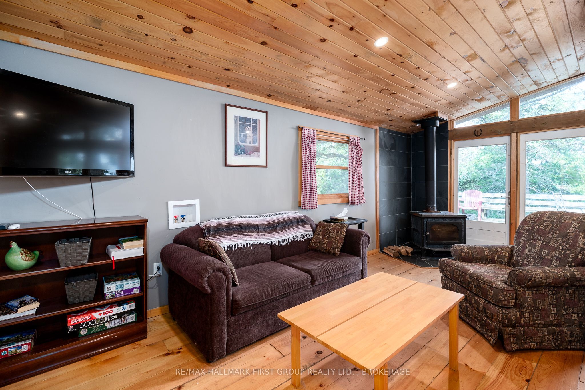 19 Pc Lane Property Photo 15