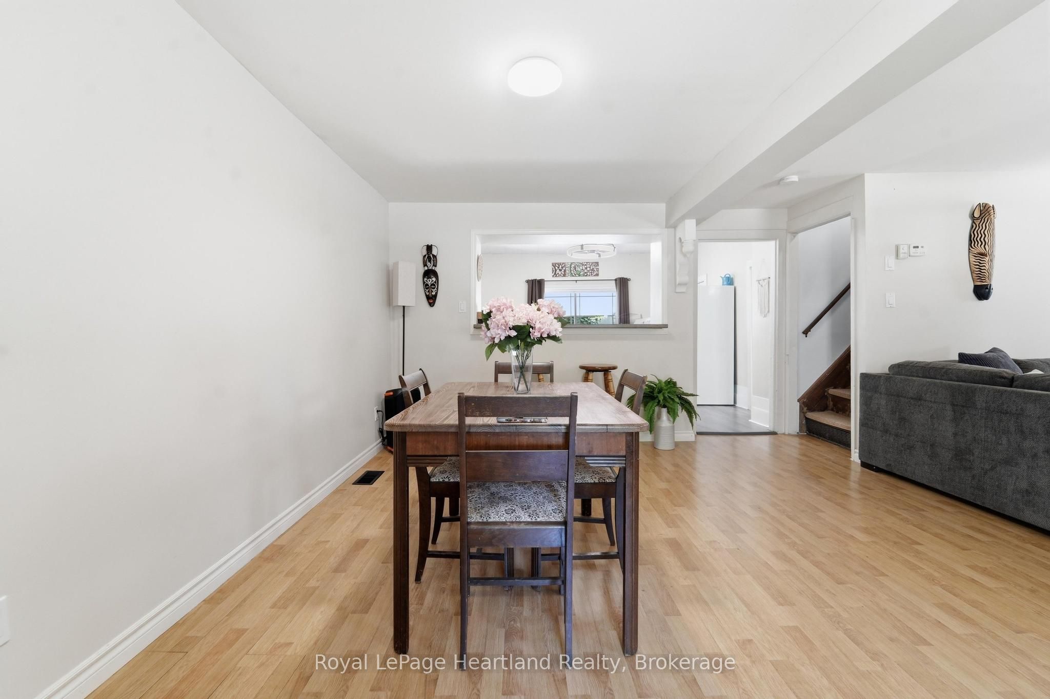 117 Quebec Street Property Photo 4