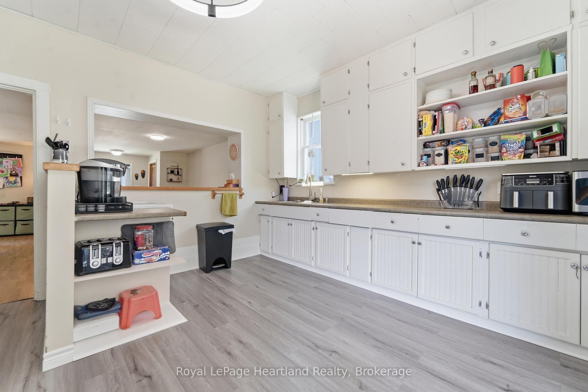 117 Quebec Street Property Photo 11