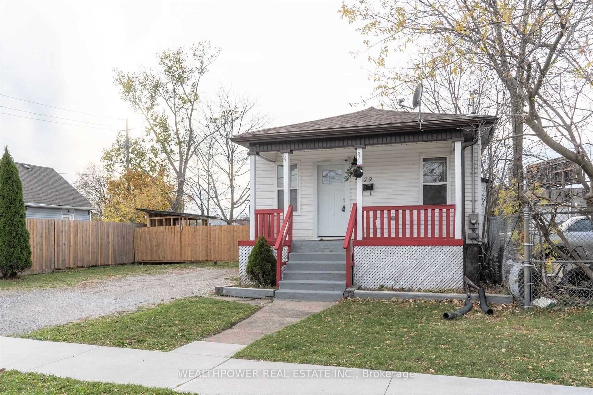 5579 Buchanan Avenue Property Photo 1
