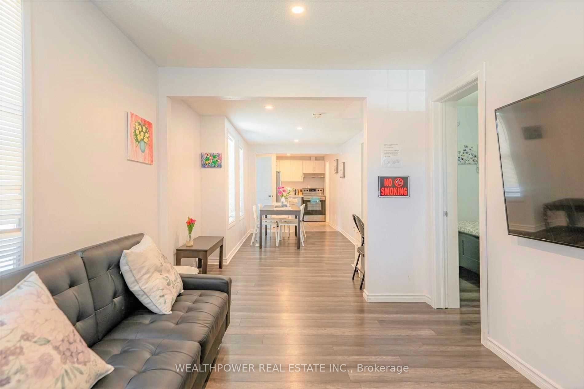 5579 Buchanan Avenue Property Photo 4