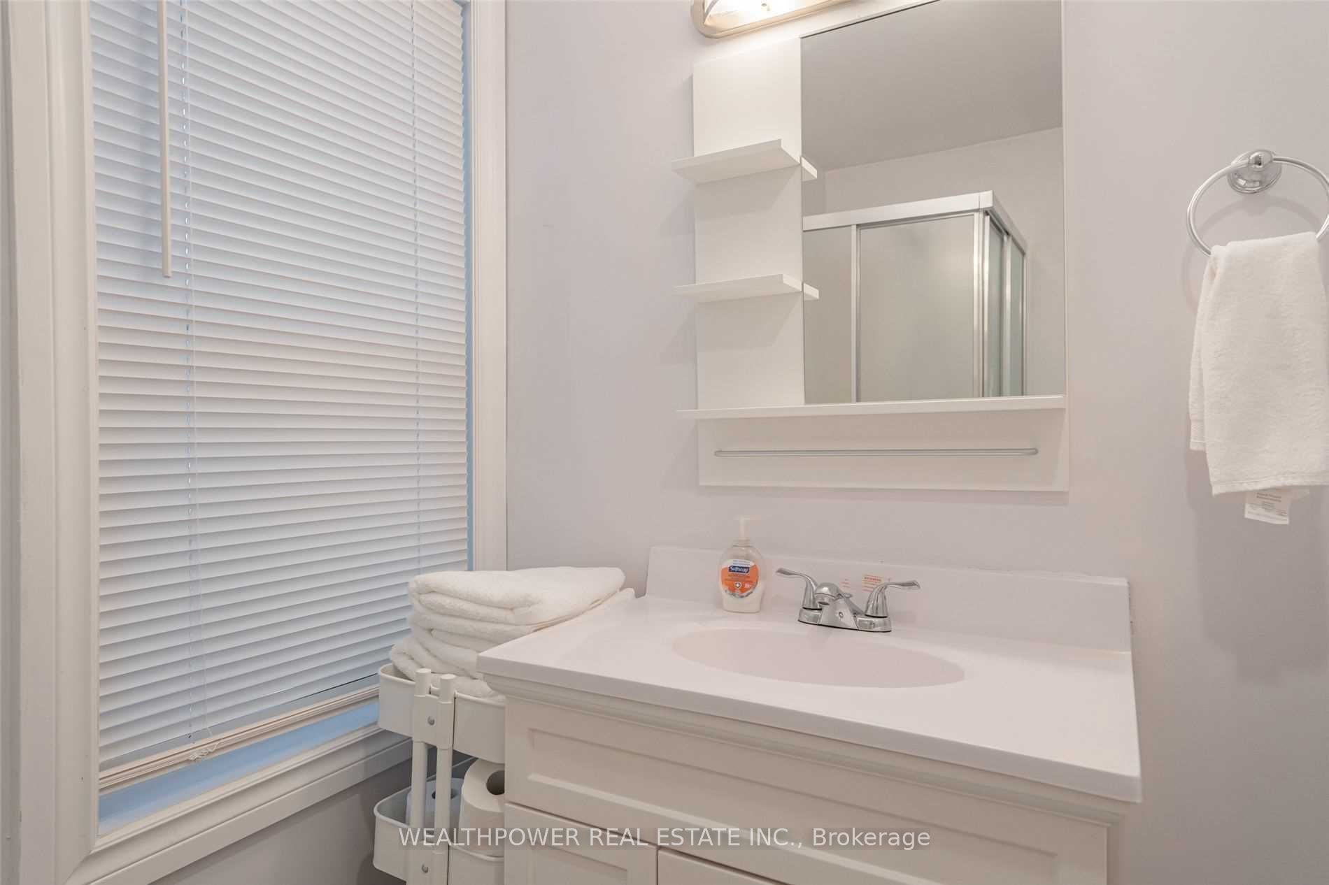 5579 Buchanan Avenue Property Photo 12