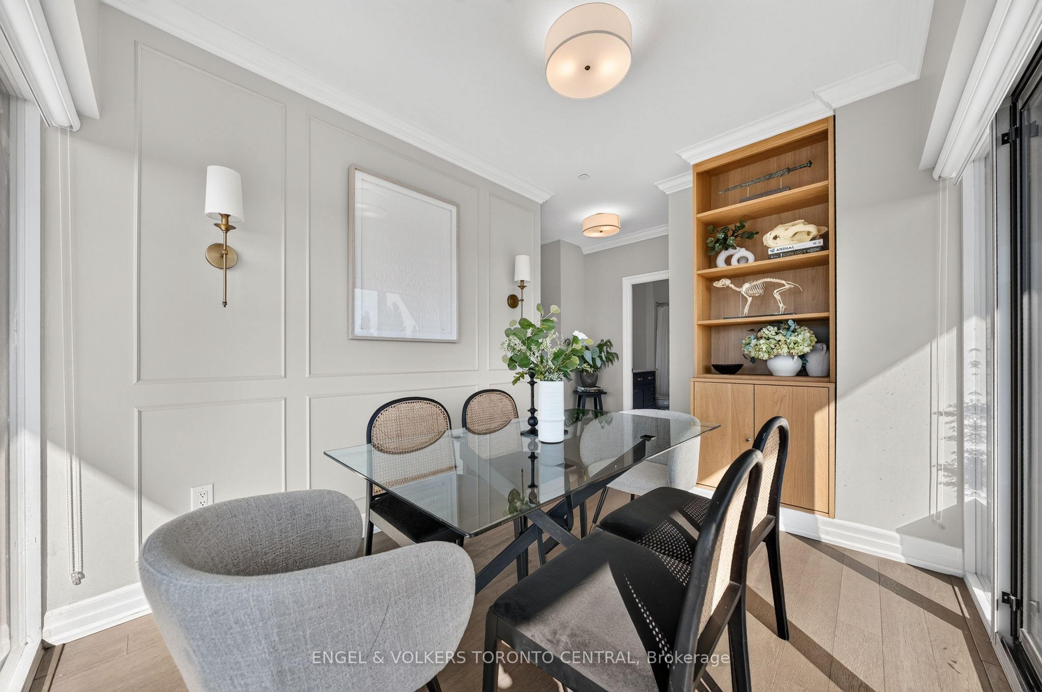 1878 Gordon Street 703 Property Photo 25