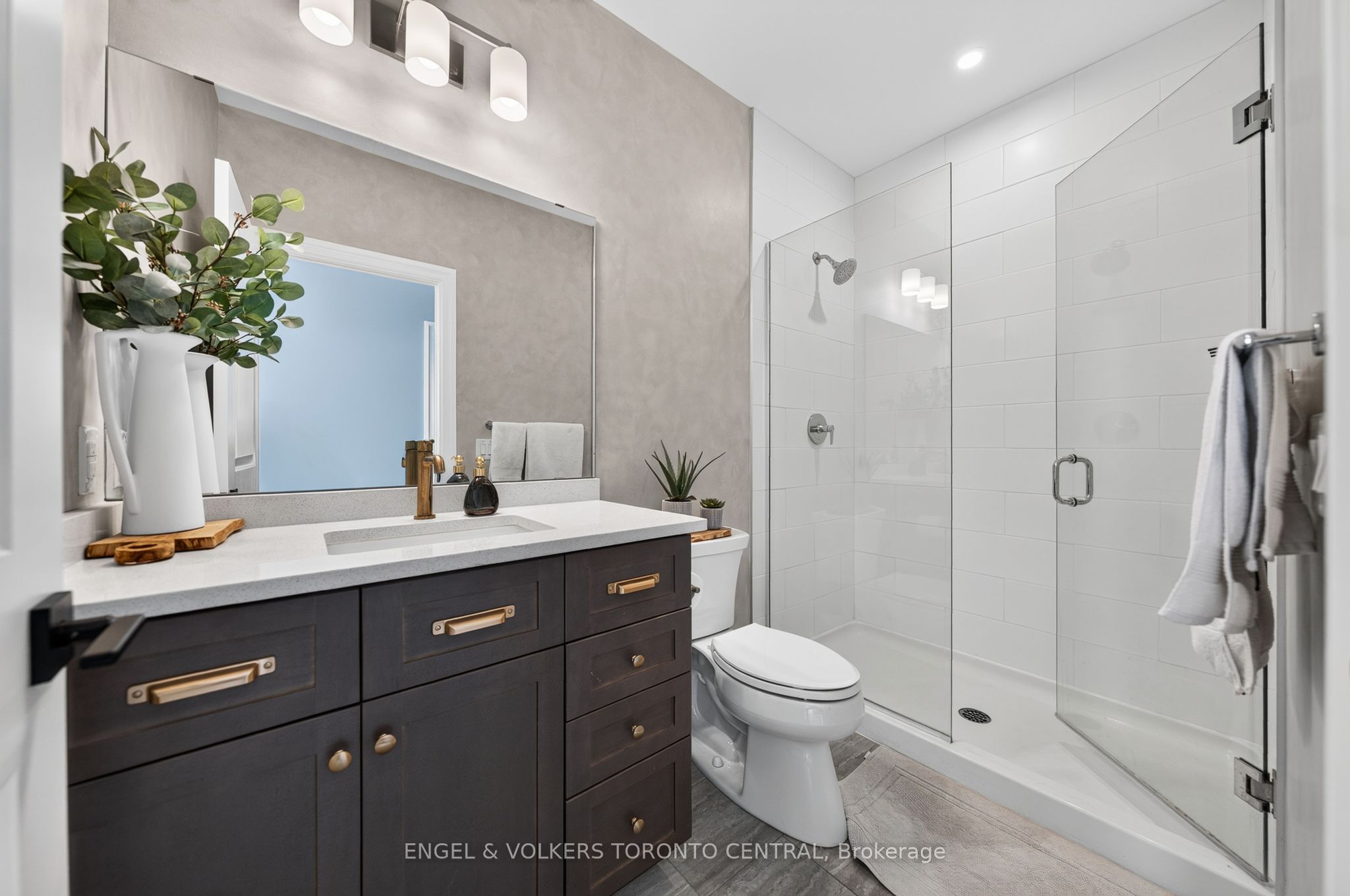 1878 Gordon Street 703 Property Photo 29