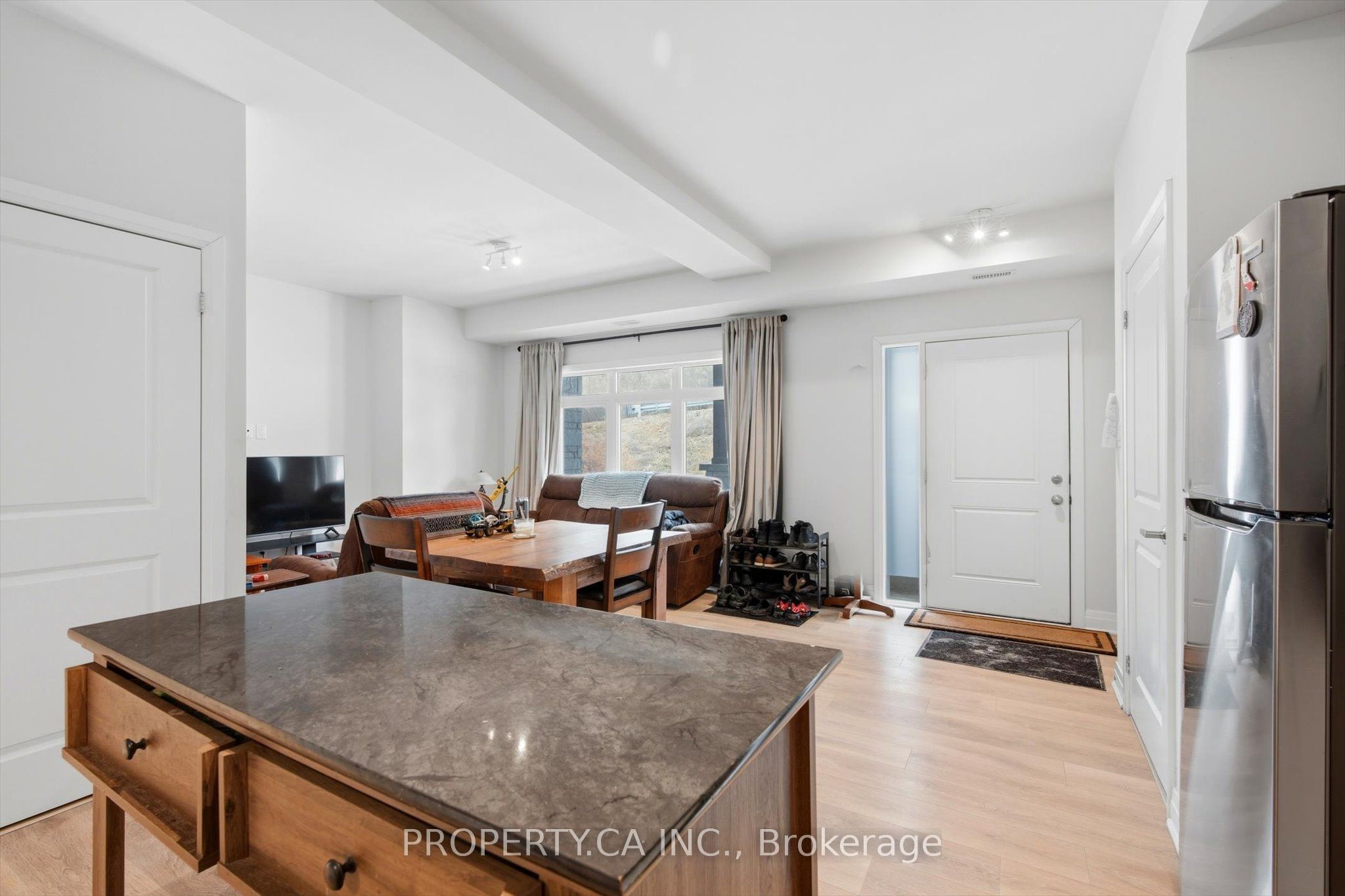 2 Willow Street 71 Property Photo 8