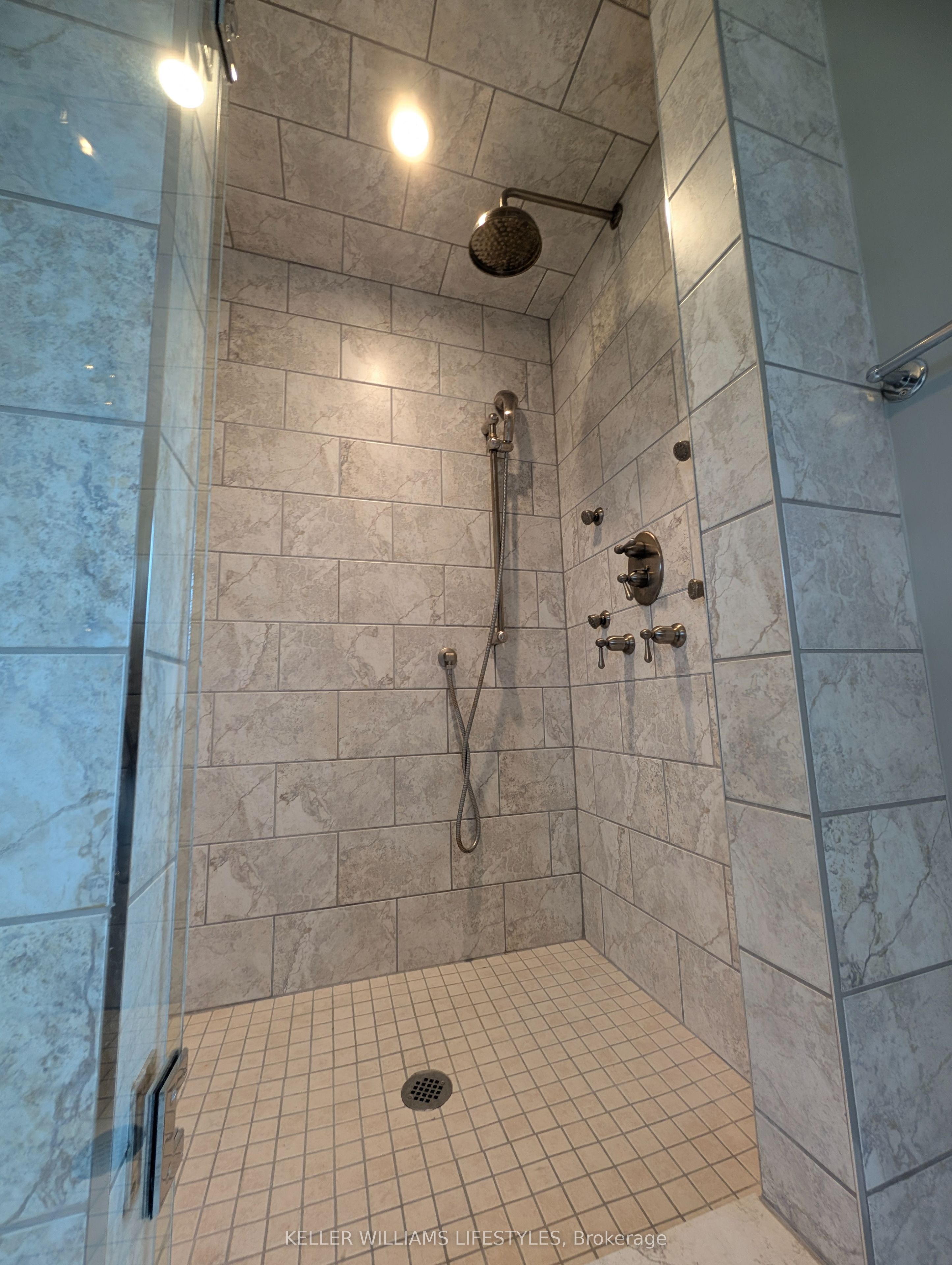 135 Hamilton Road Property Photo 22