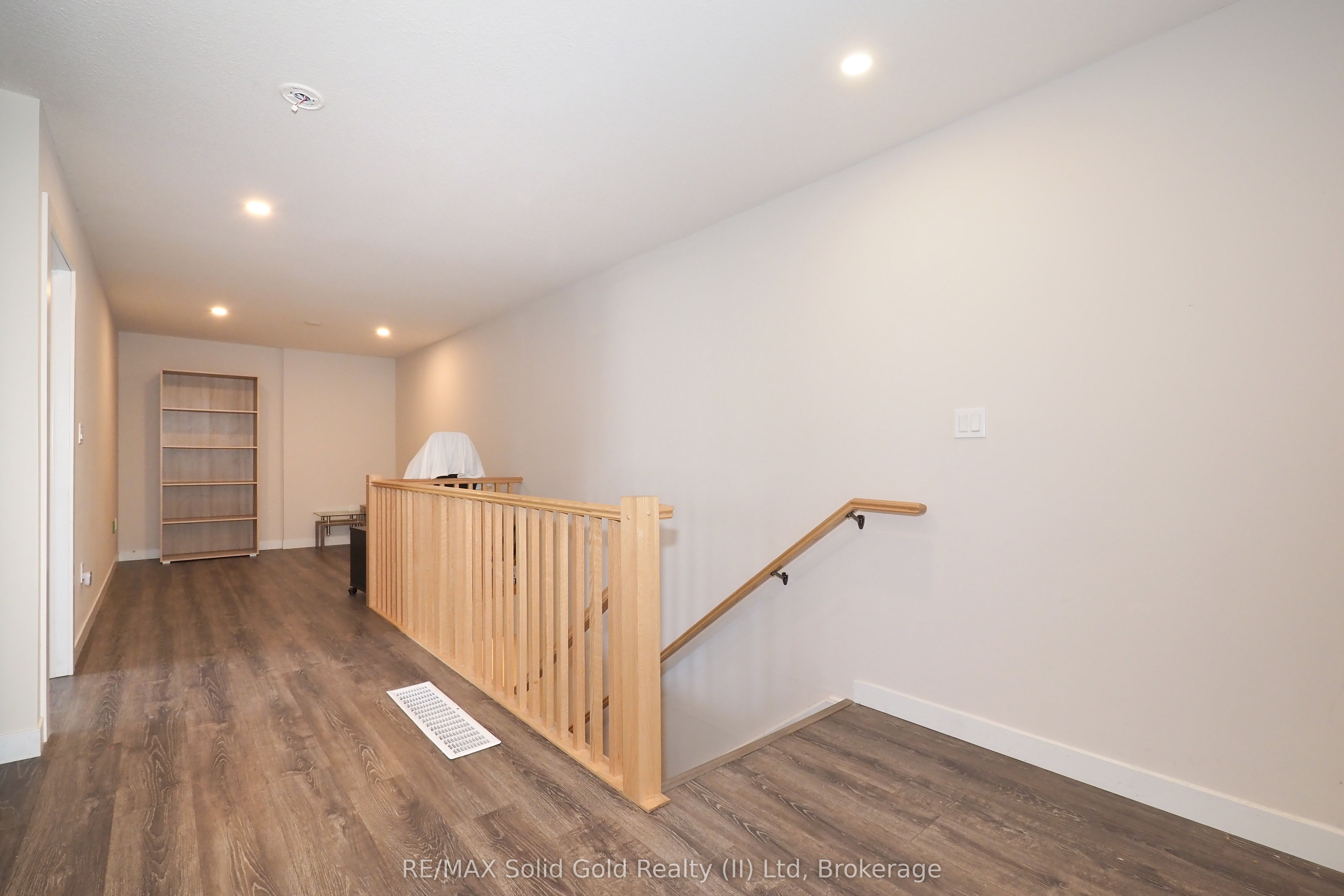 288 Albert Street 208 Property Photo 25