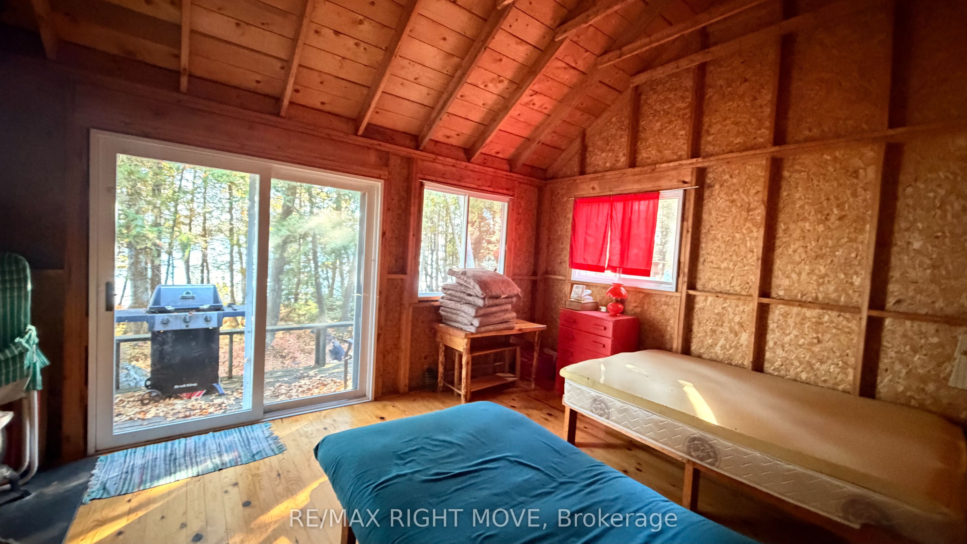 12 Lake Temagami Island Property Photo 9