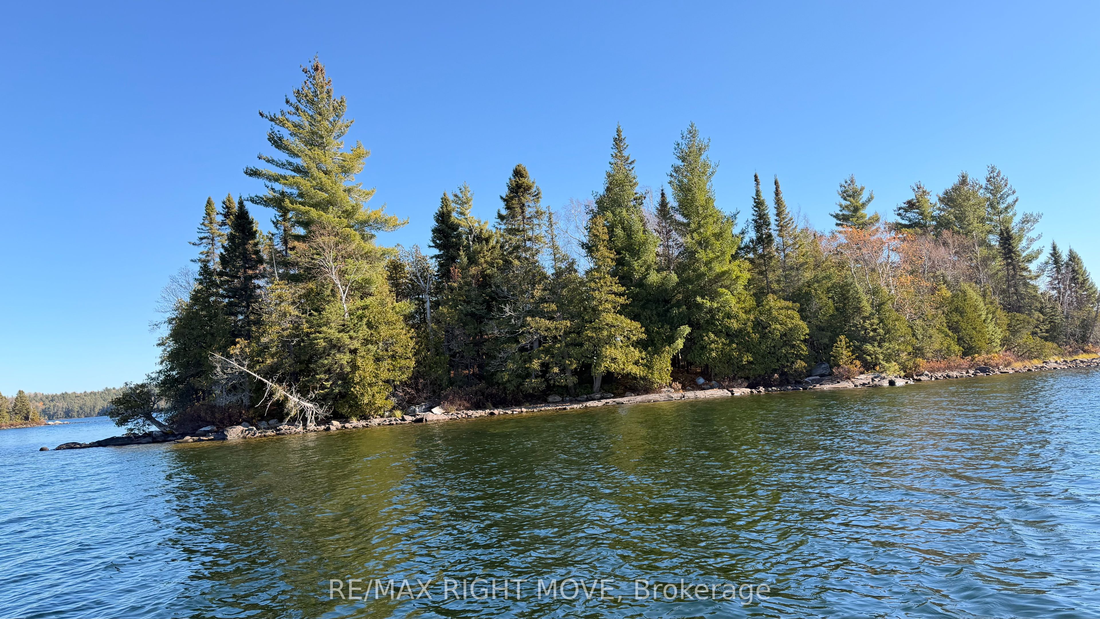 12 Lake Temagami Island Property Photo 27