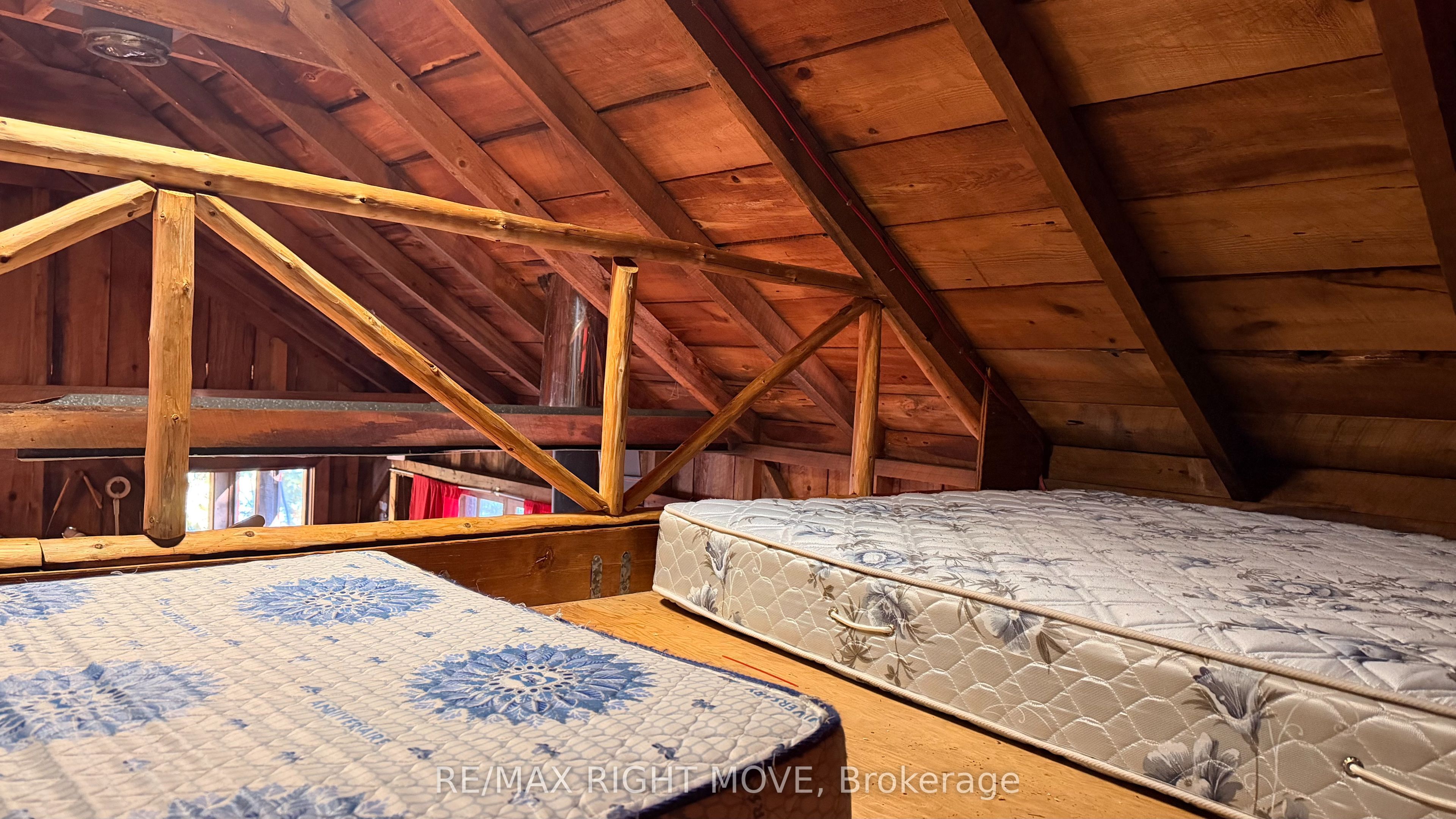 12 Lake Temagami Island Property Photo 34