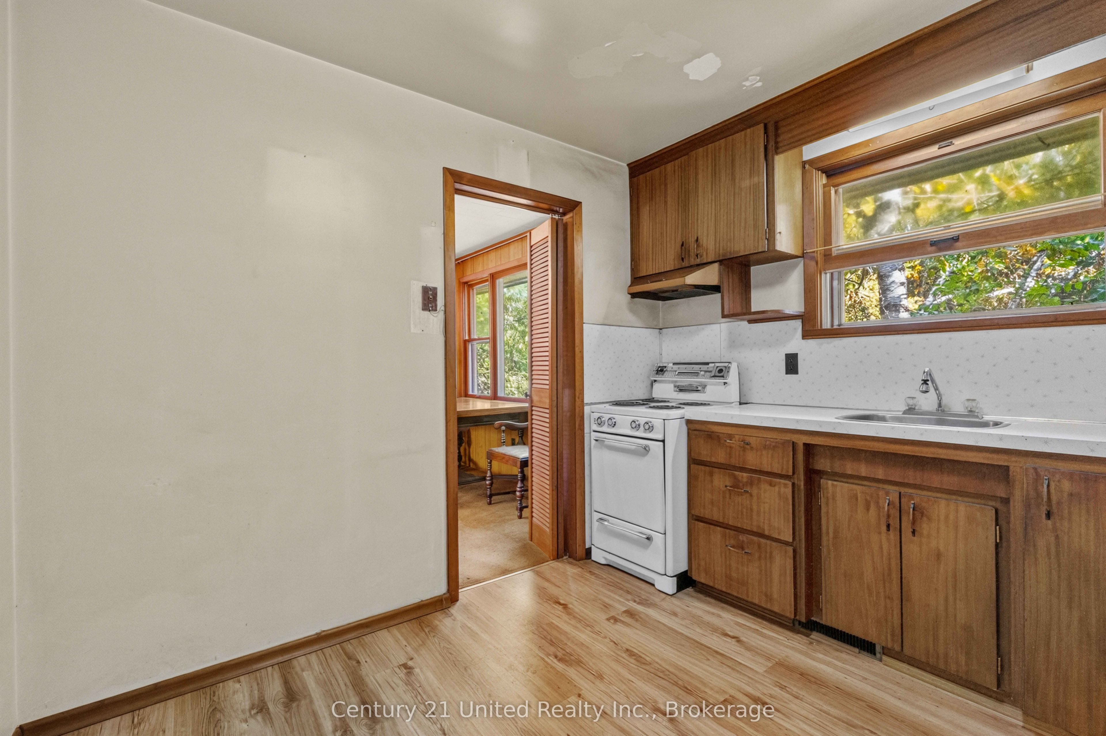 3795 Highway 28 Property Photo 11