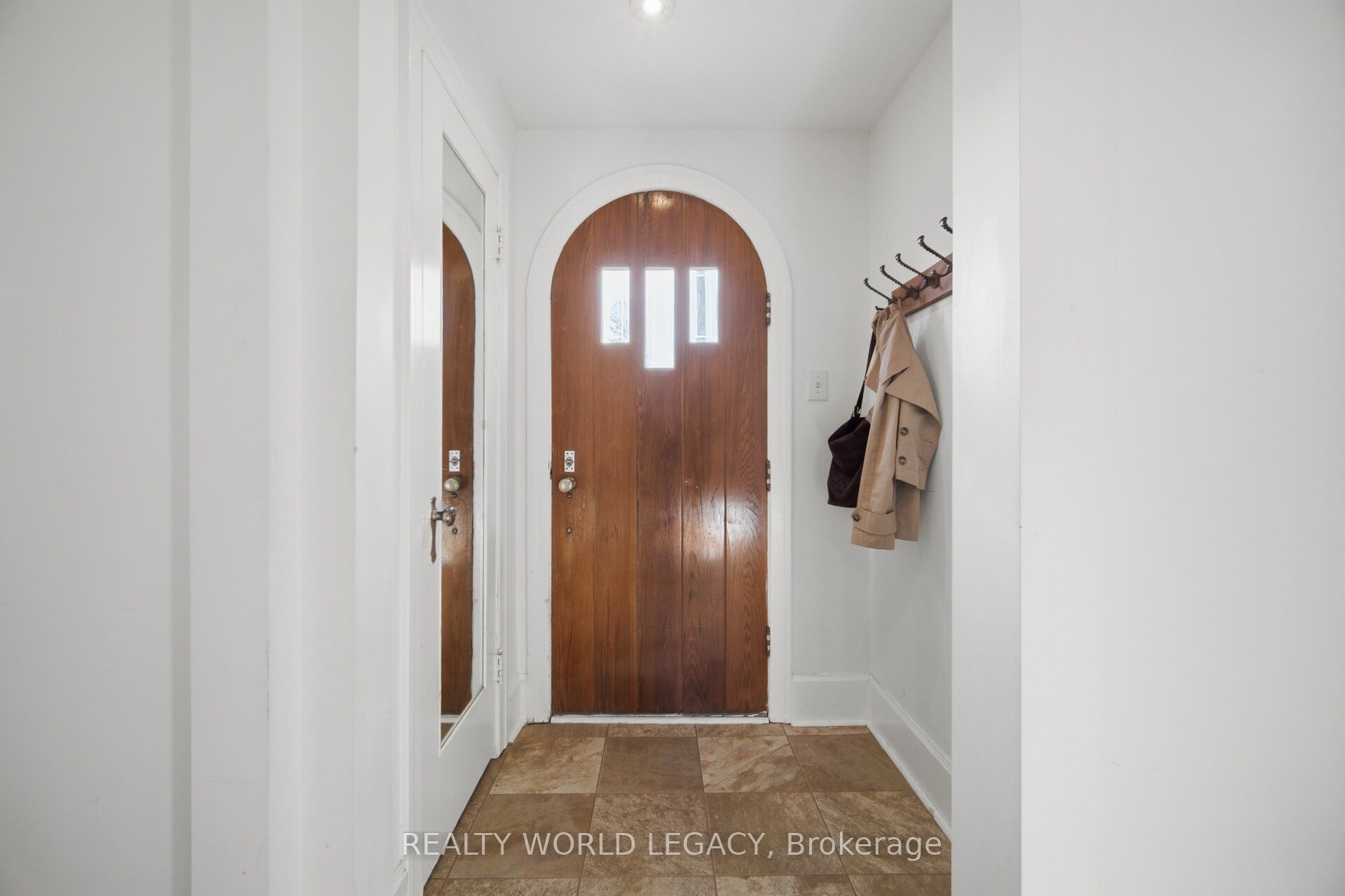 11 Rock Avenue Property Photo 3