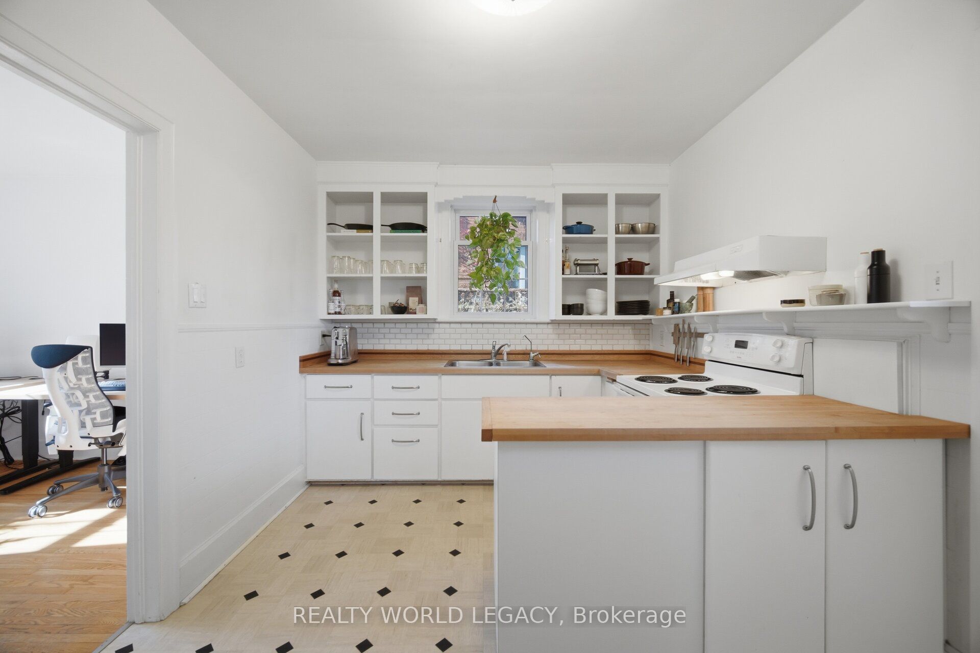 11 Rock Avenue Property Photo 14