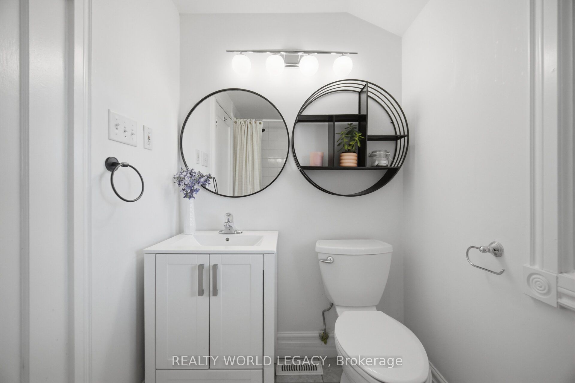 11 Rock Avenue Property Photo 28