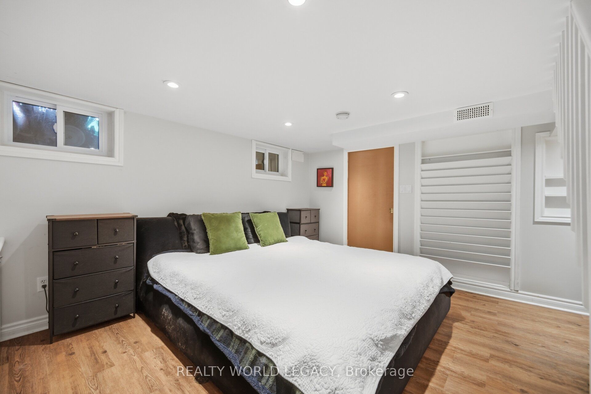 11 Rock Avenue Property Photo 31