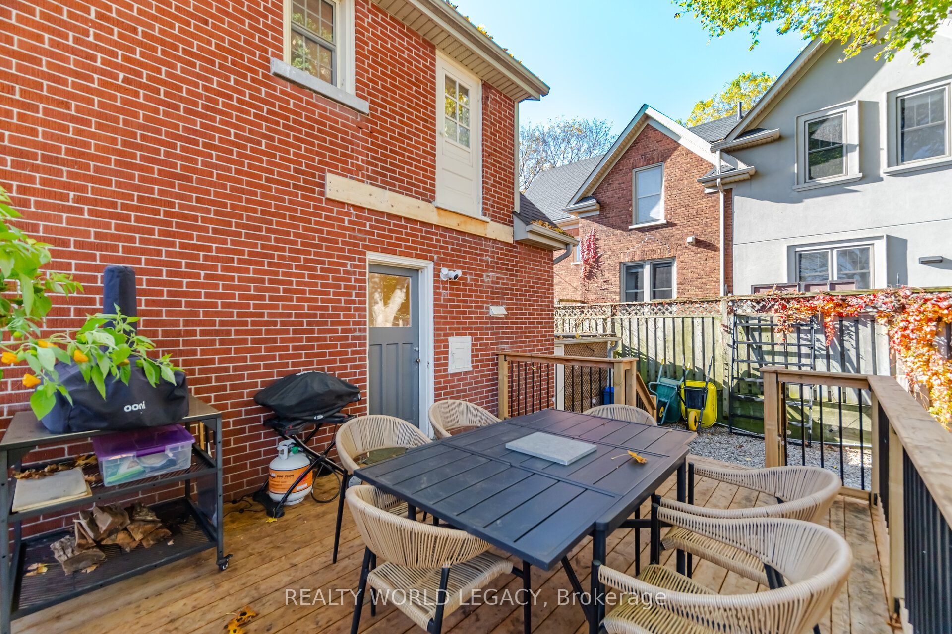 11 Rock Avenue Property Photo 37