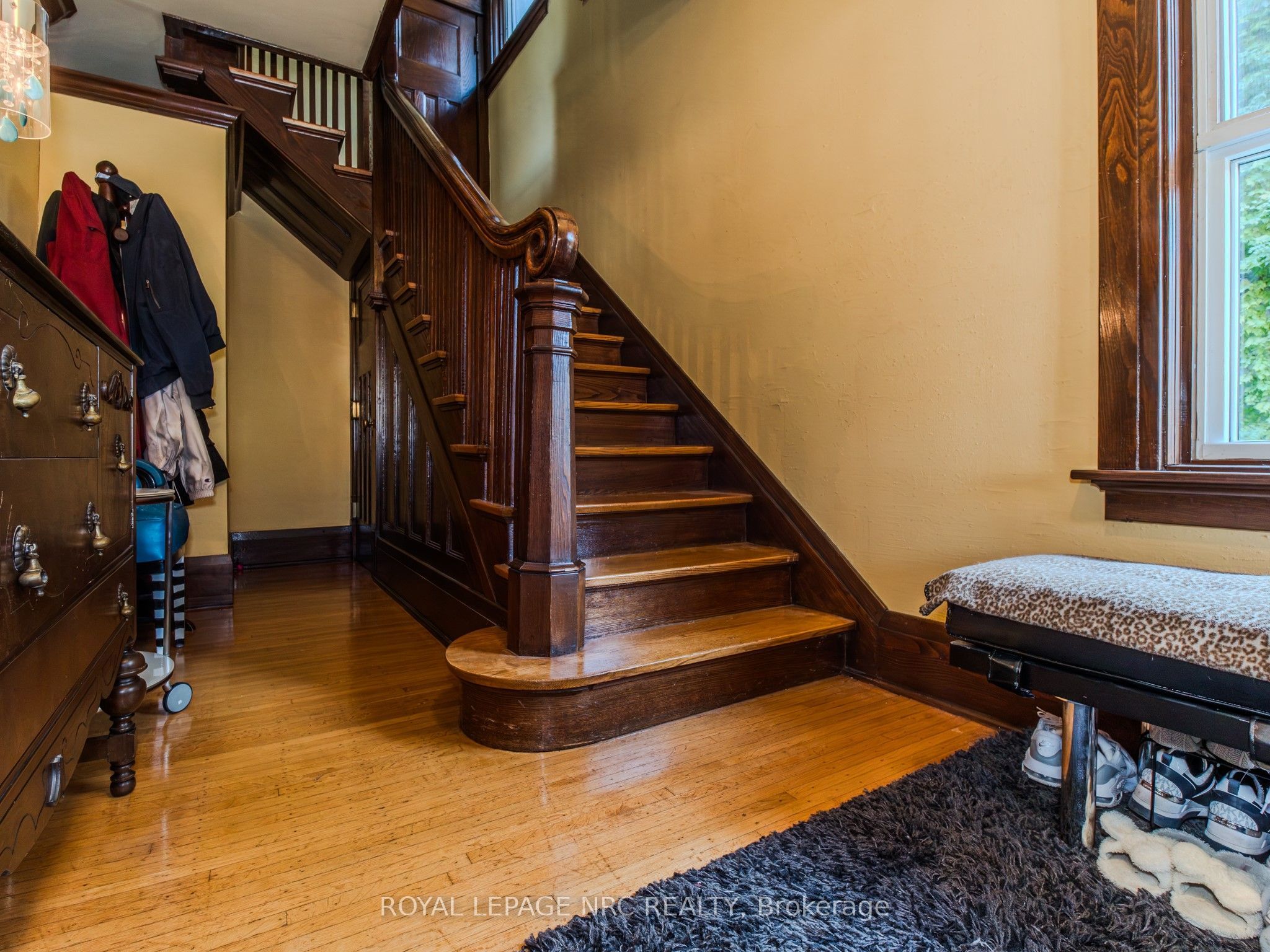 1 College Street Property Photo 6