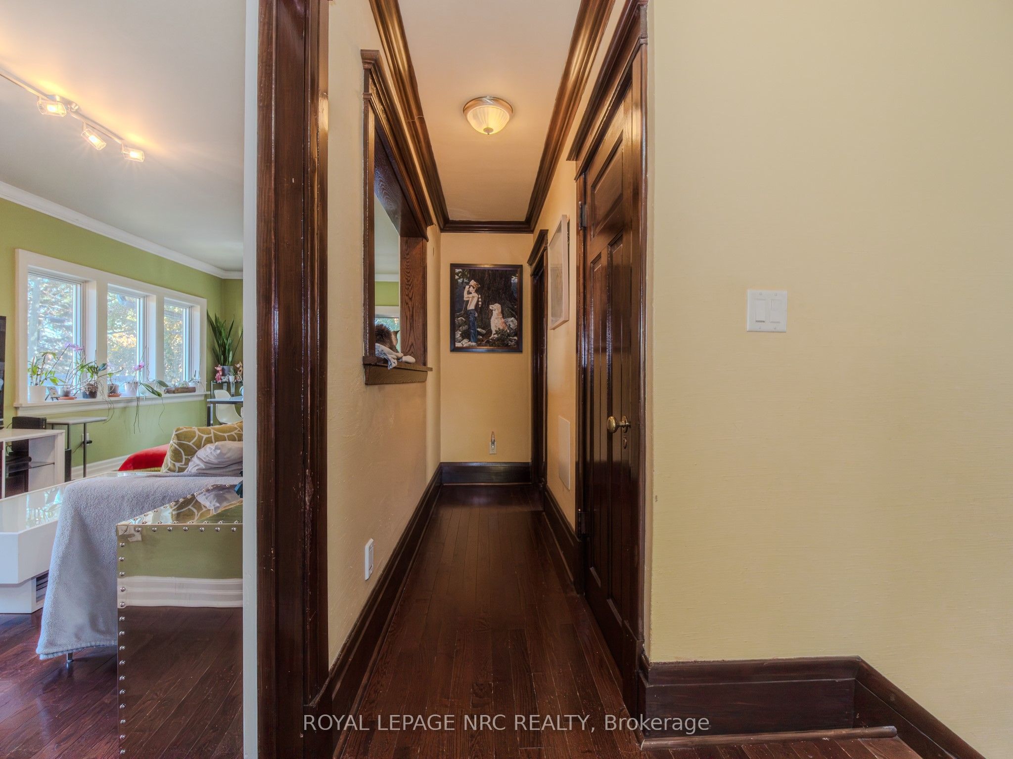 1 College Street Property Photo 17
