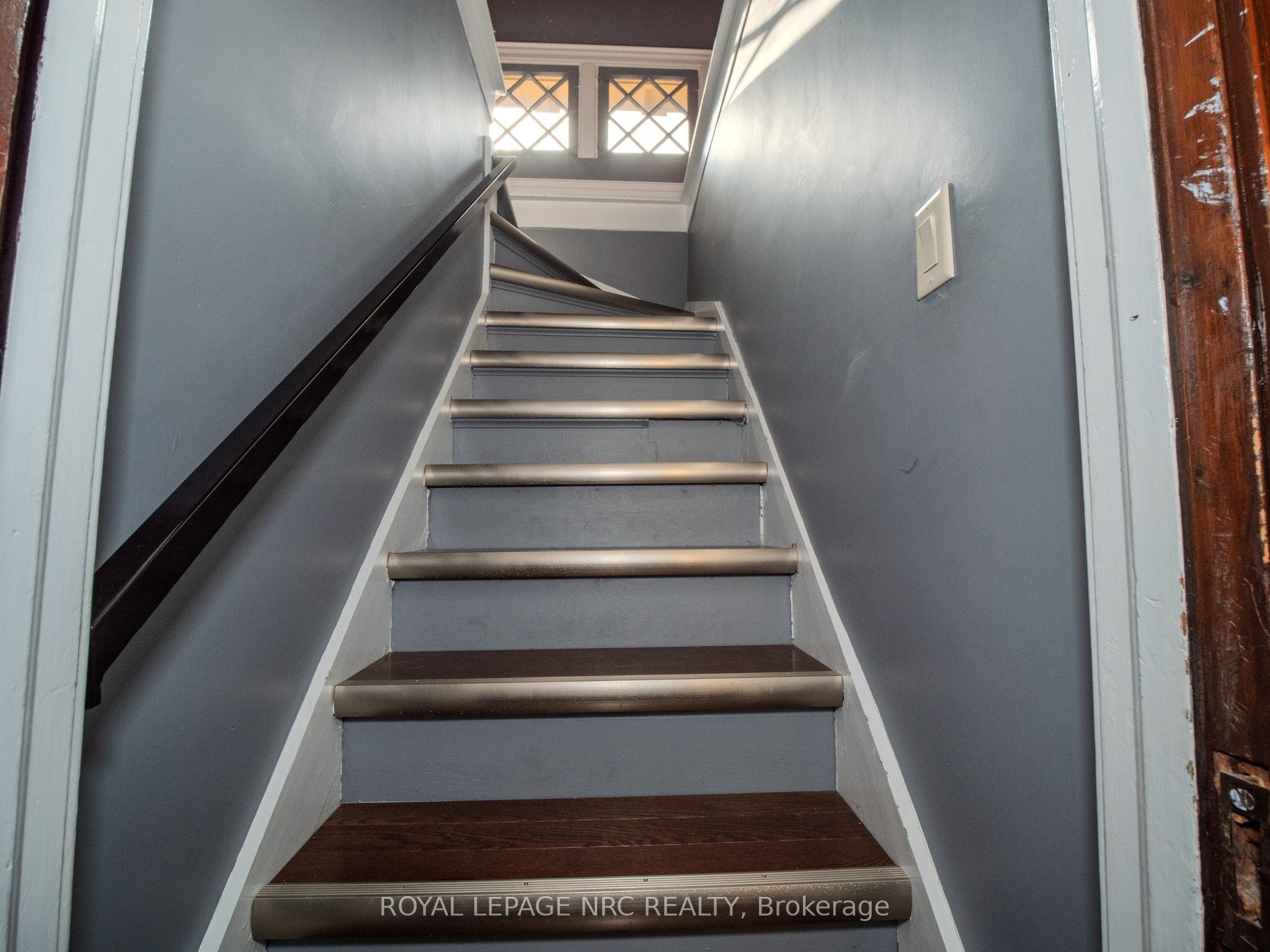 1 College Street Property Photo 19