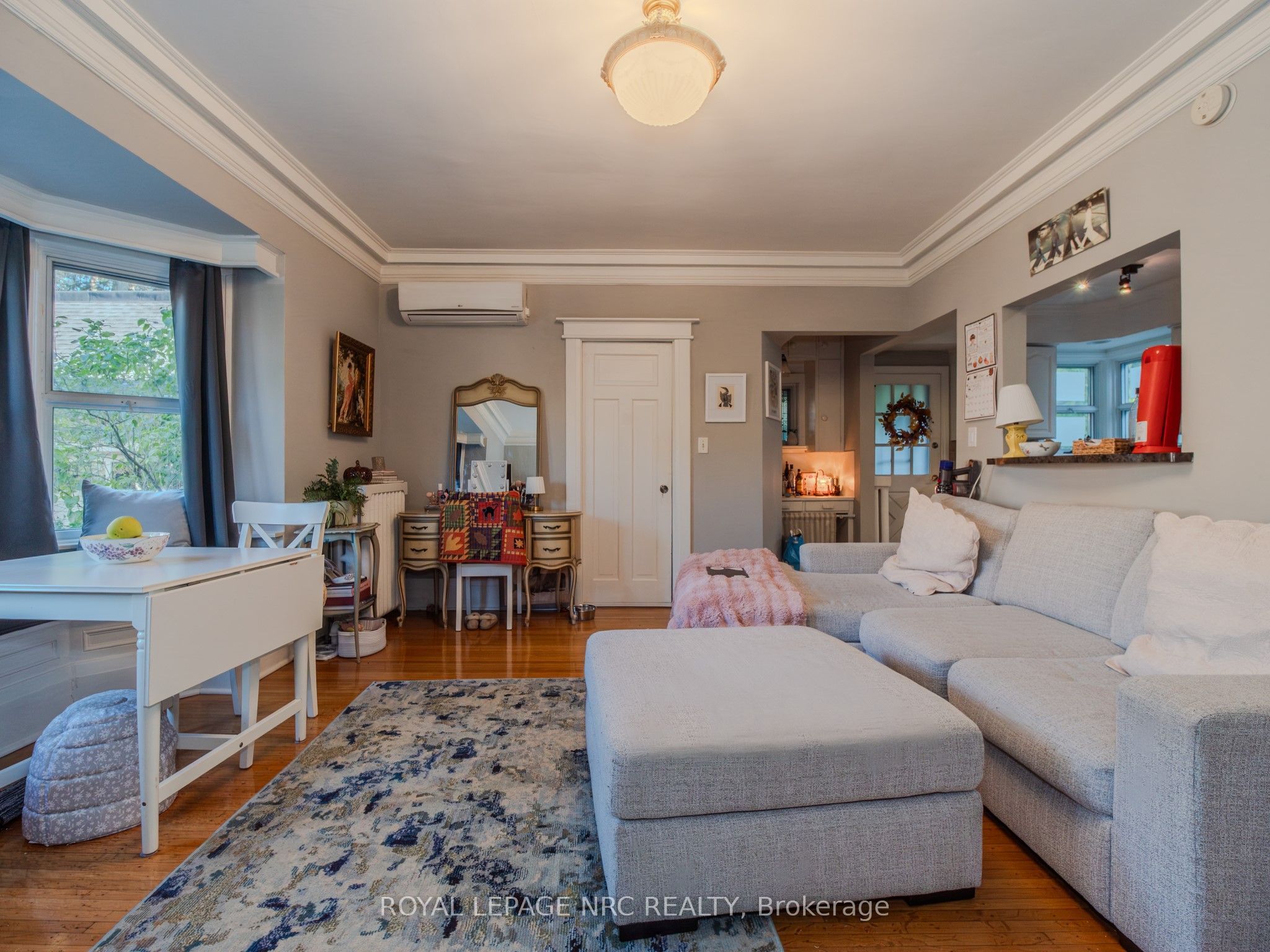 1 College Street Property Photo 27
