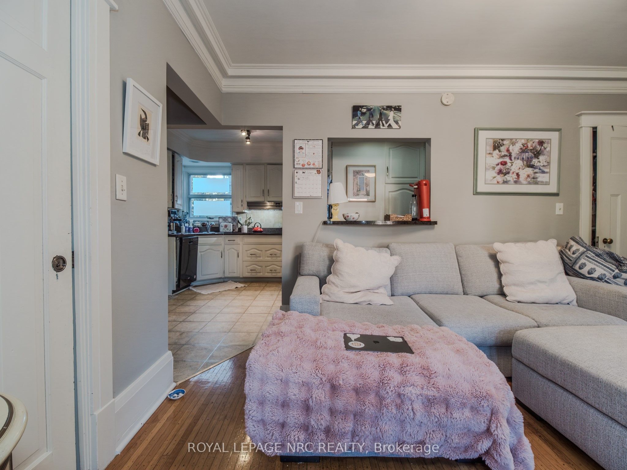 1 College Street Property Photo 29