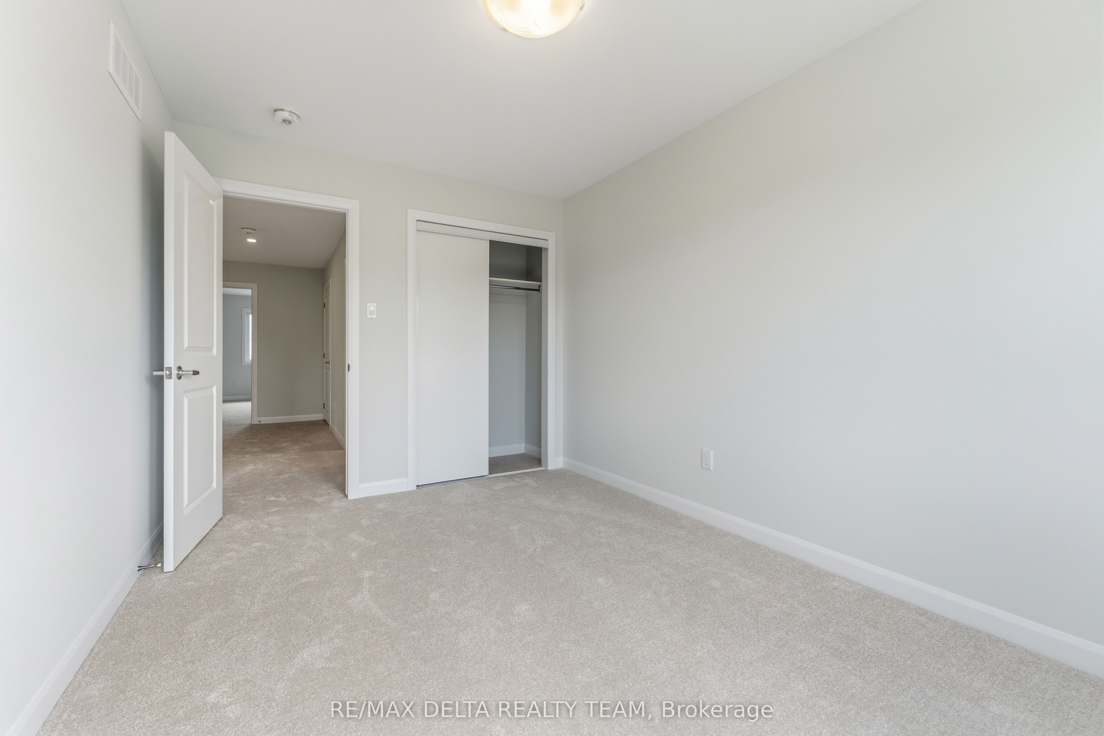 764 Fairline Row Property Photo 25