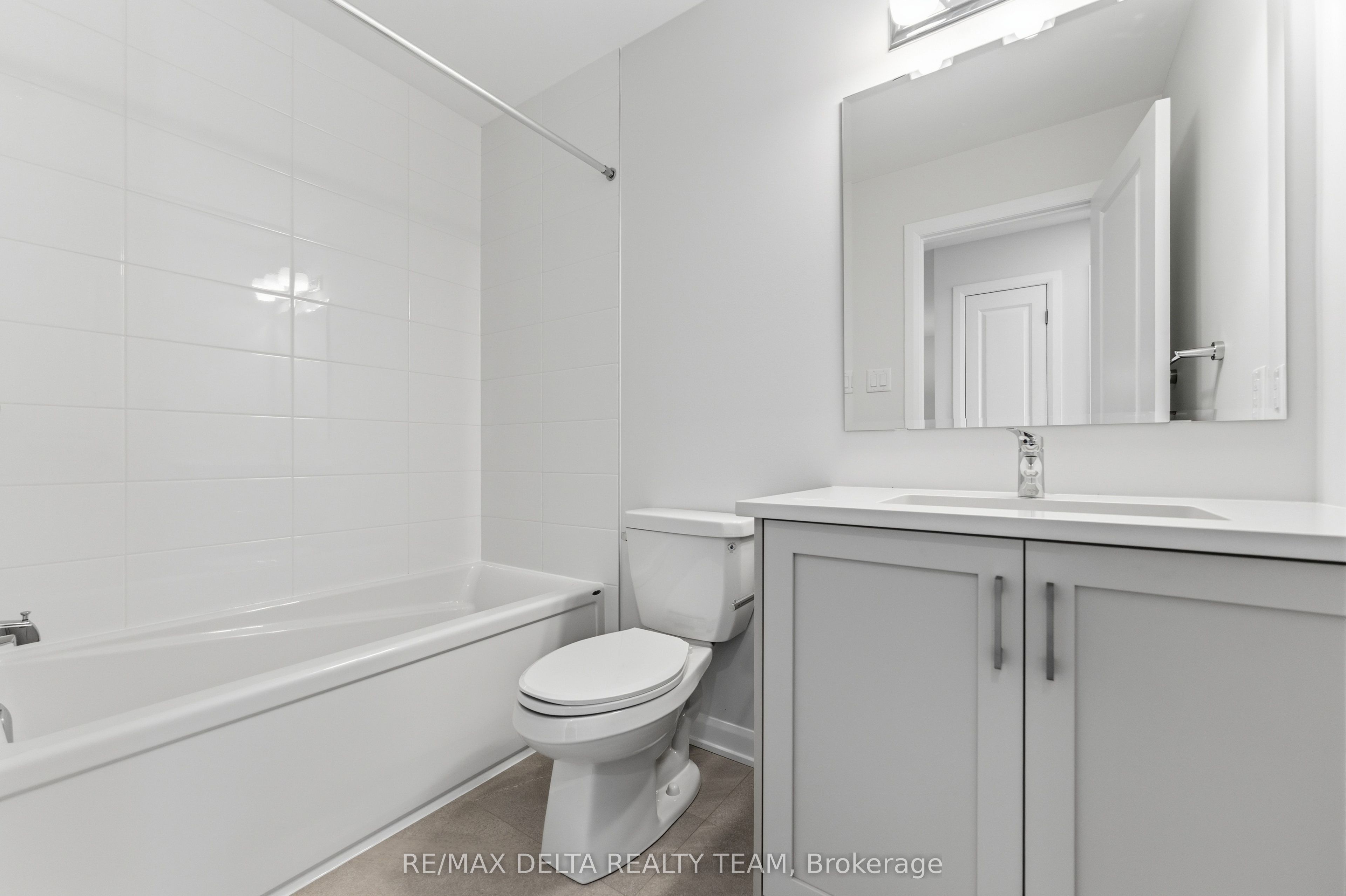 764 Fairline Row Property Photo 26