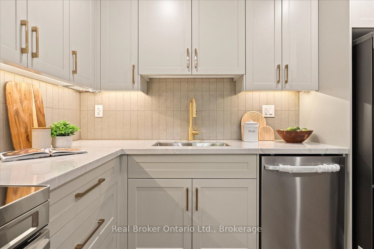 39 West 21st Street Property Photo 14