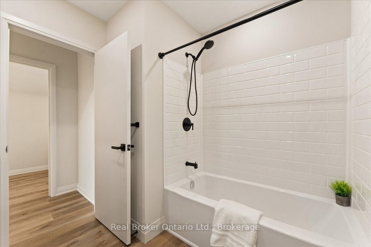 39 West 21st Street Property Photo 28