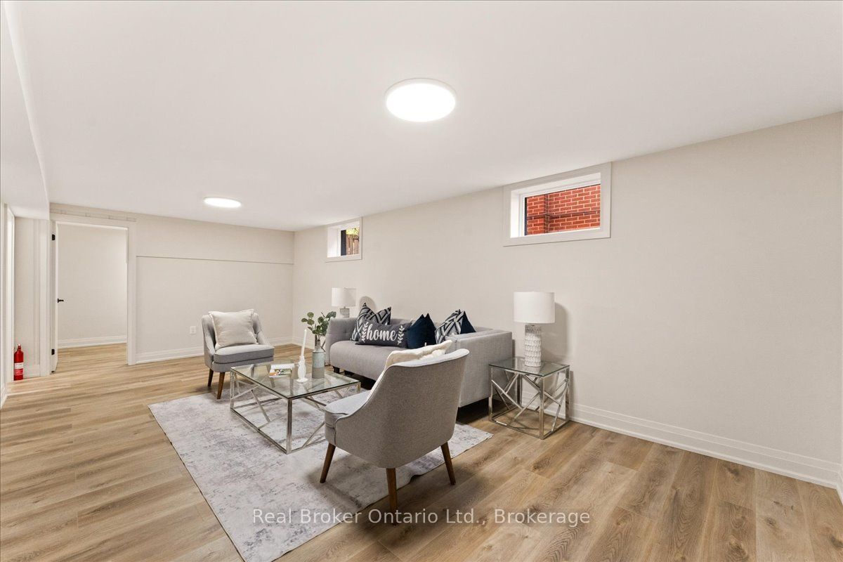39 West 21st Street Property Photo 32