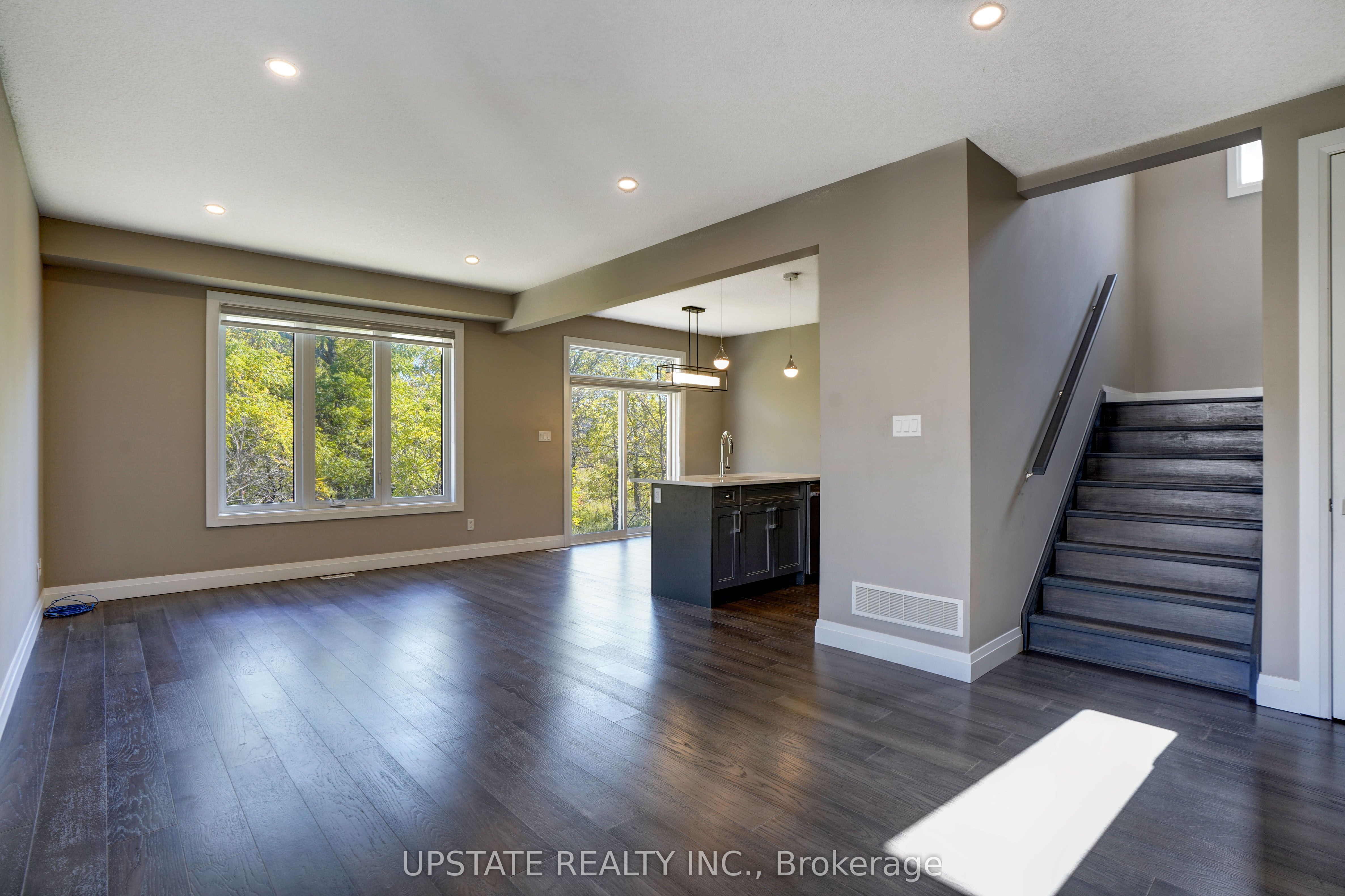 2694 Bobolink Lane Property Photo 5