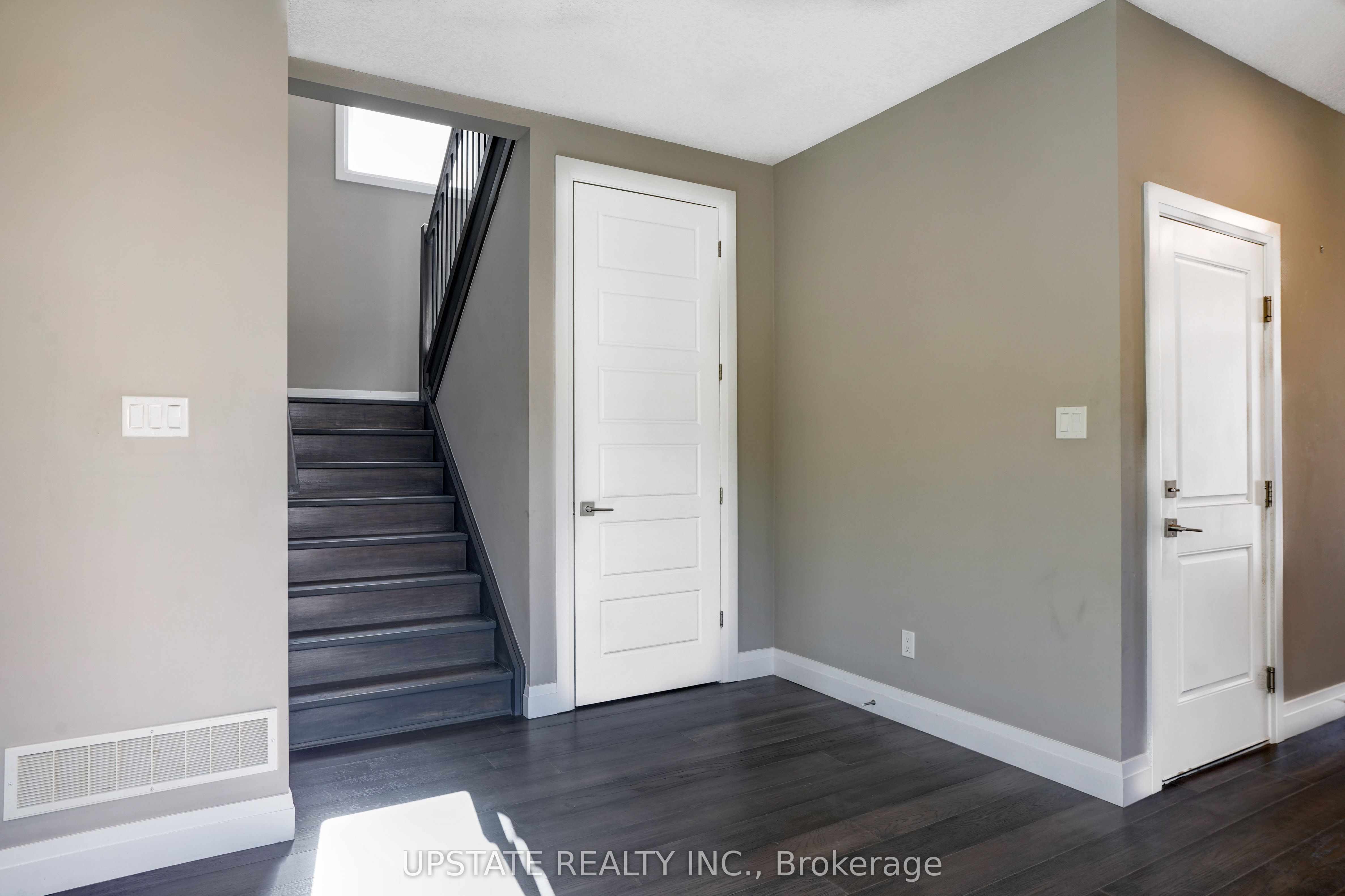 2694 Bobolink Lane Property Photo 15