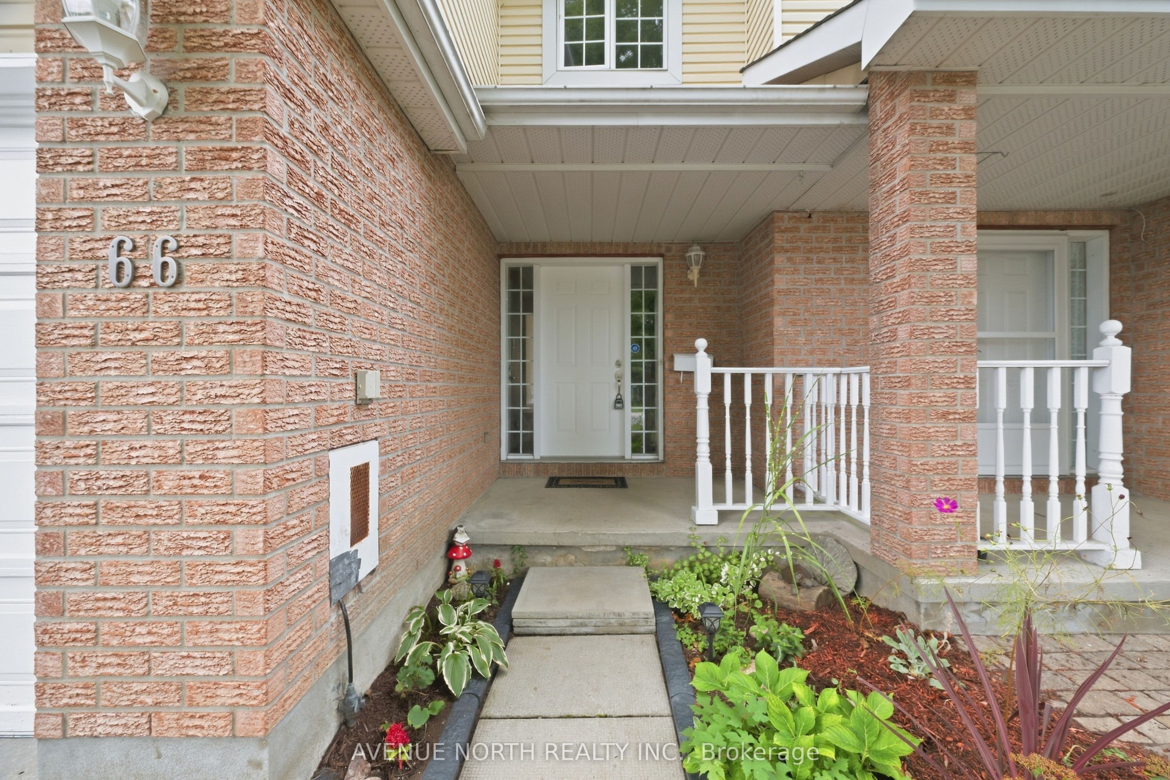 66 Woodgate Way Property Photo 2
