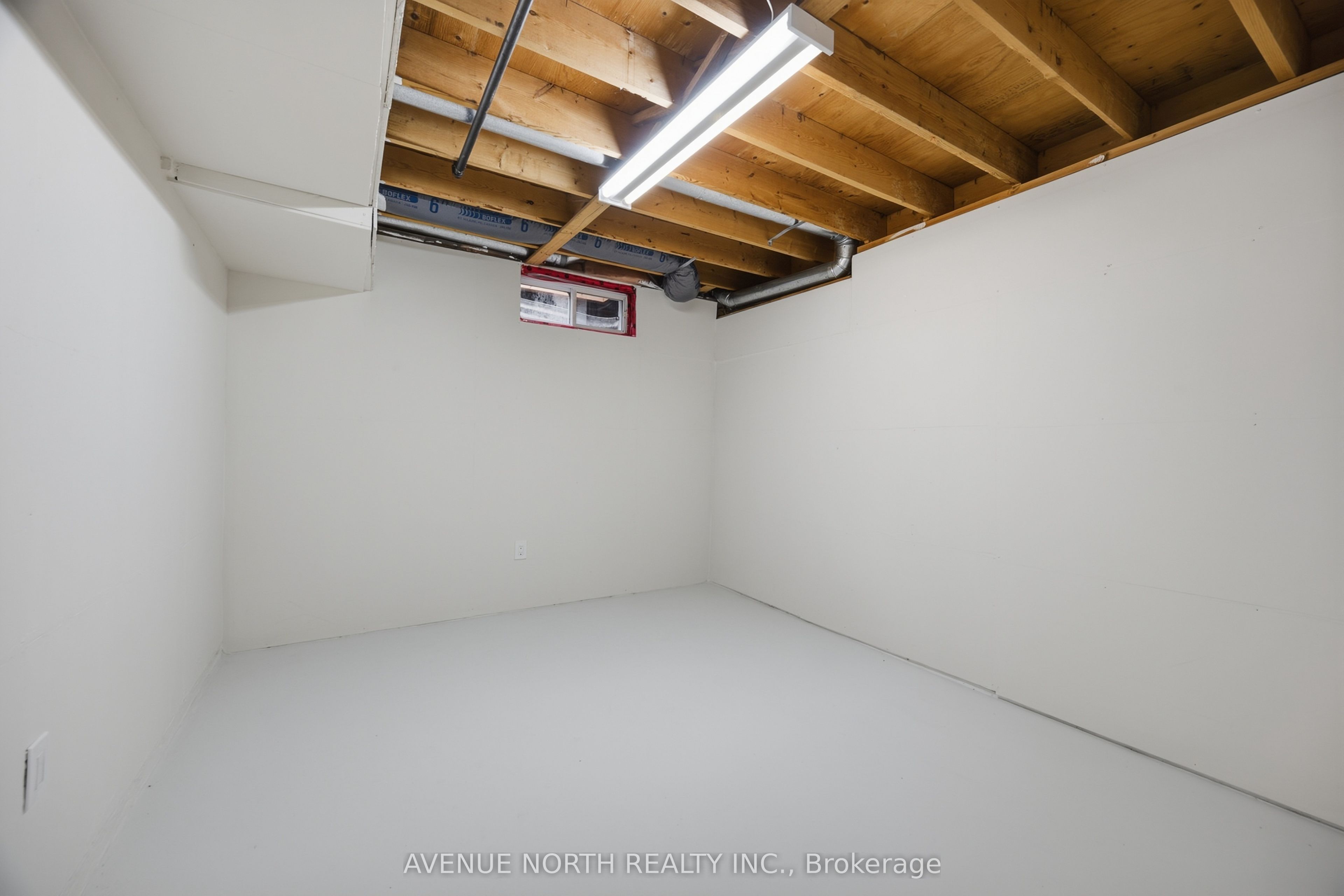 66 Woodgate Way Property Photo 31