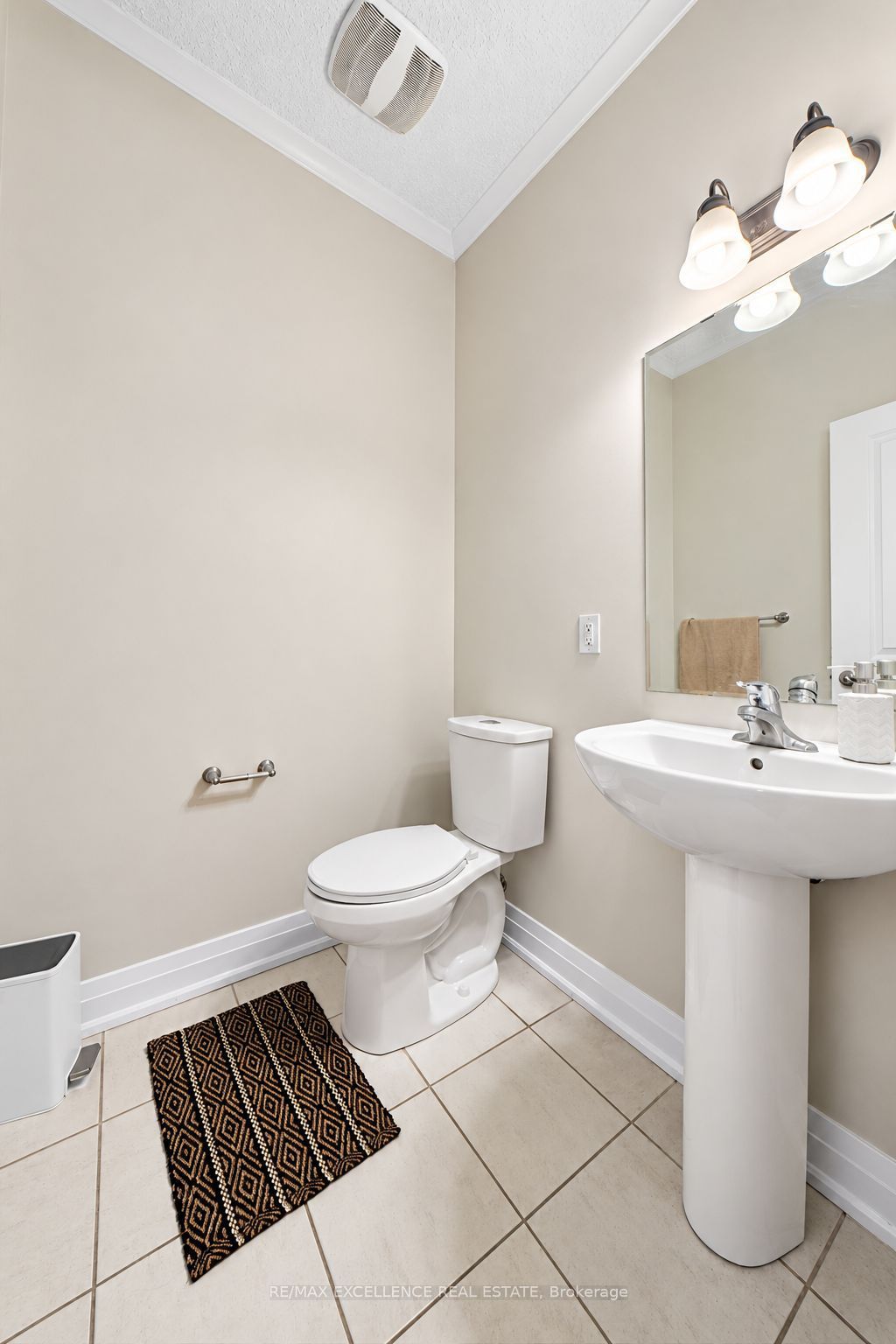 119 Ian Ormston Drive Property Photo 10