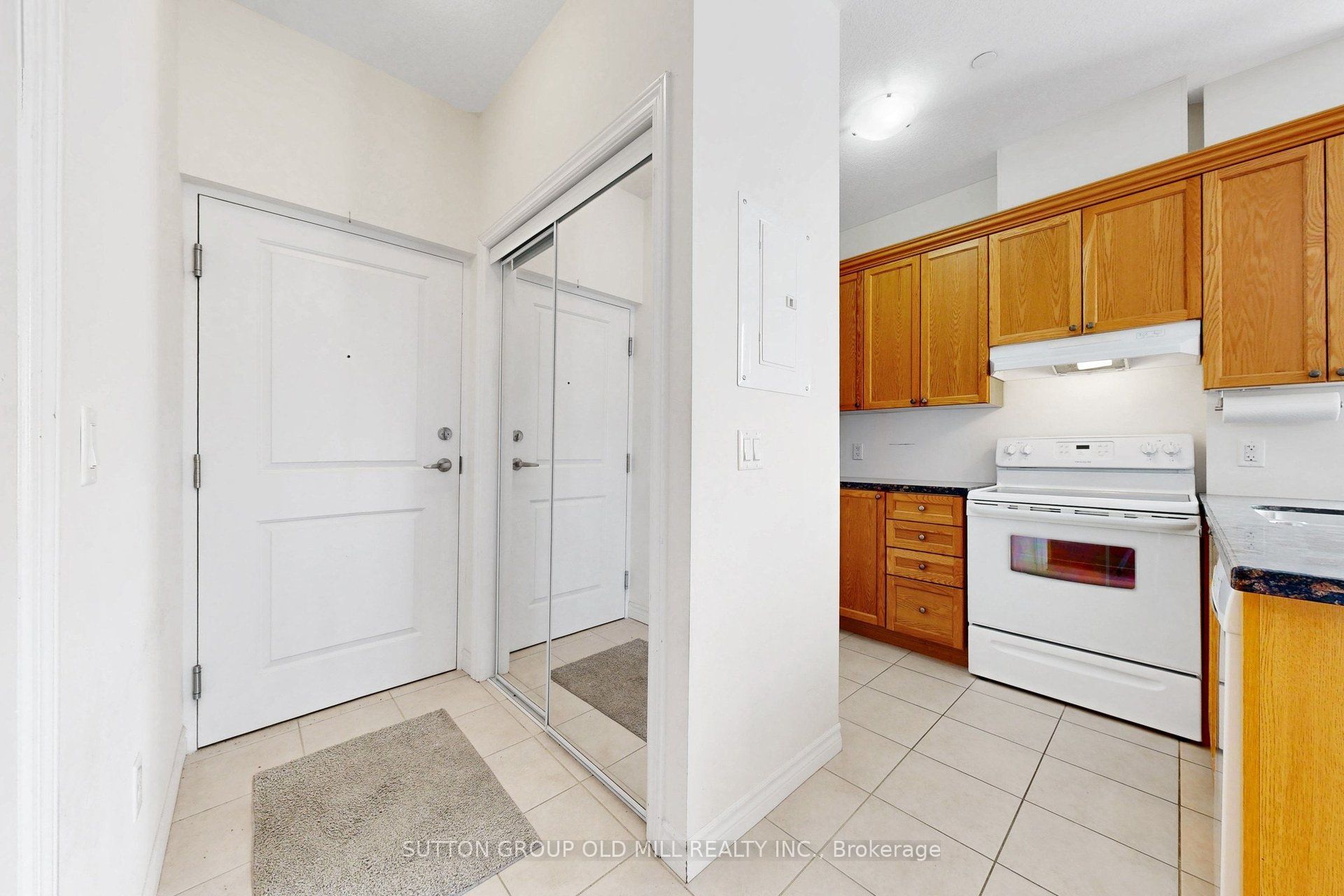 95 Wilson St Street W 102 Property Photo 10
