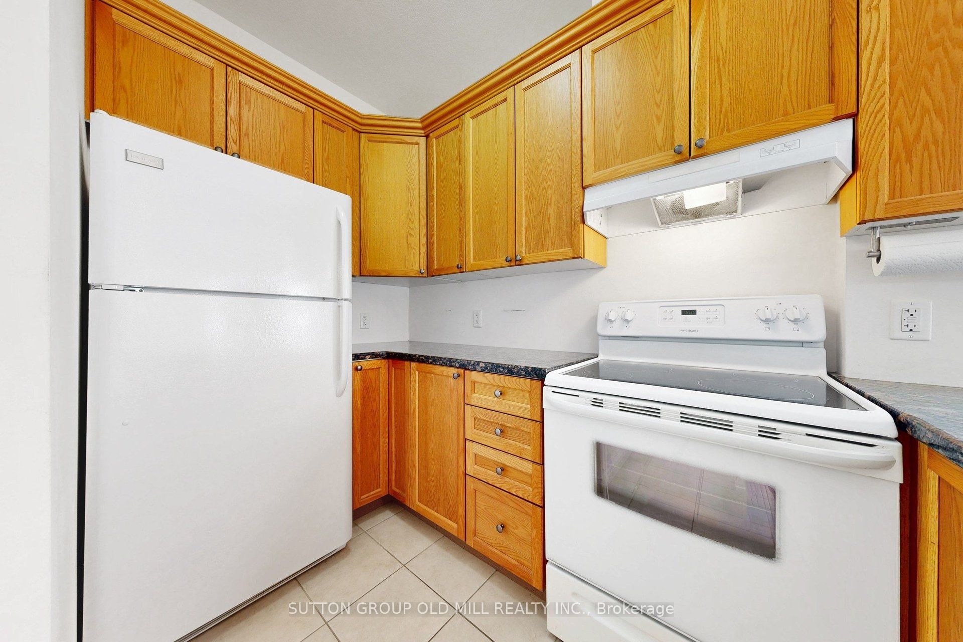 95 Wilson St Street W 102 Property Photo 13