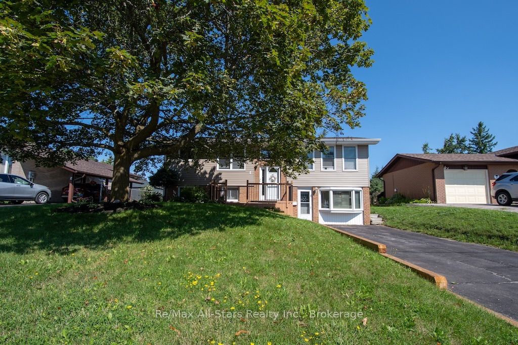4 Daniel Court Property Photo 2