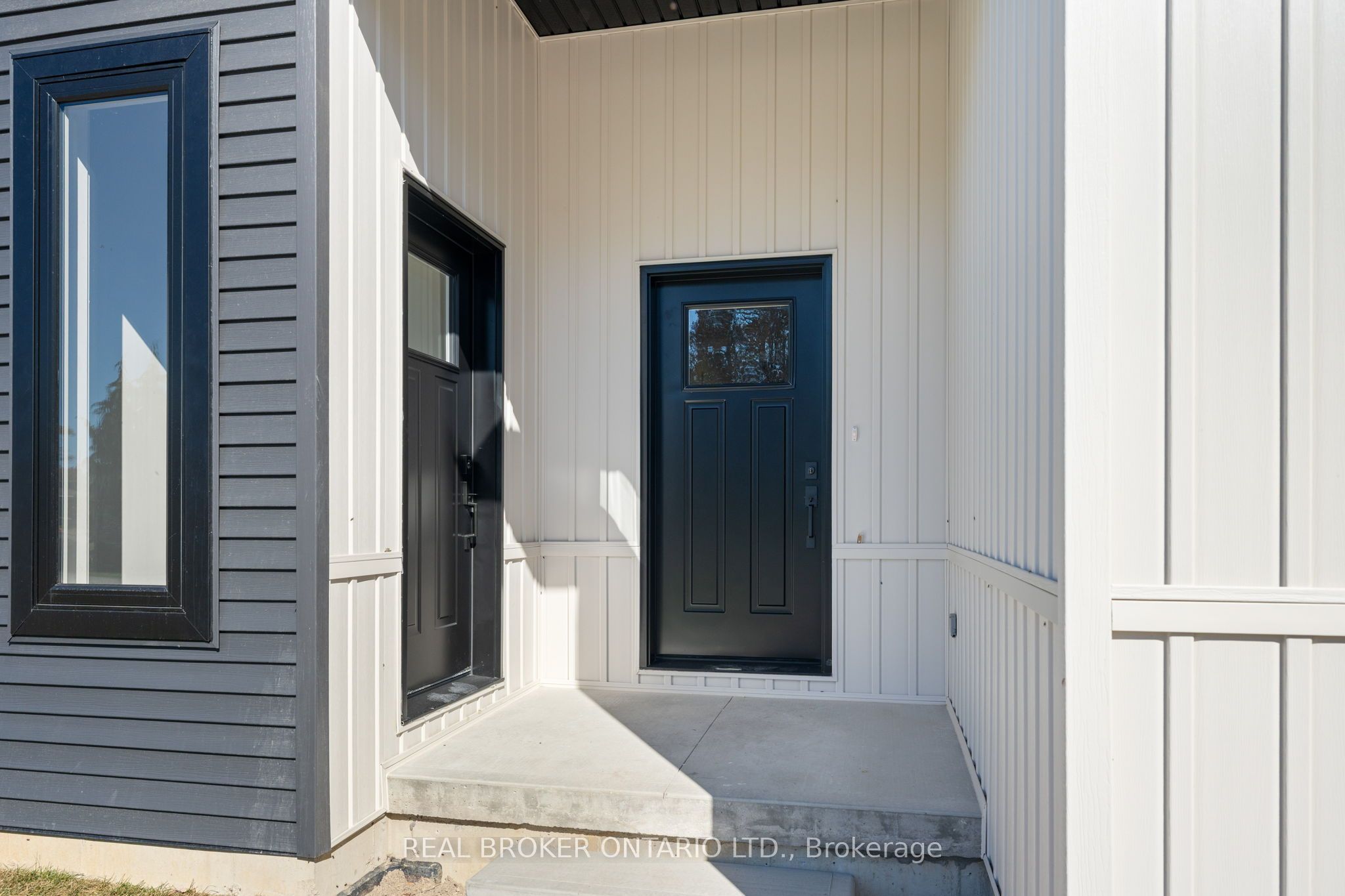 155 Davis Street 2 Property Photo 4