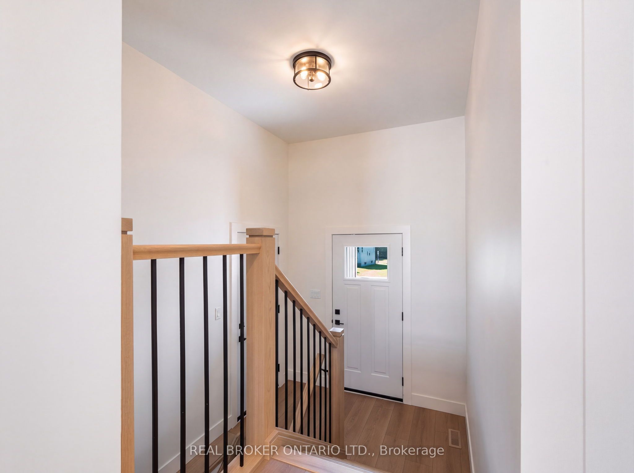 155 Davis Street 2 Property Photo 5