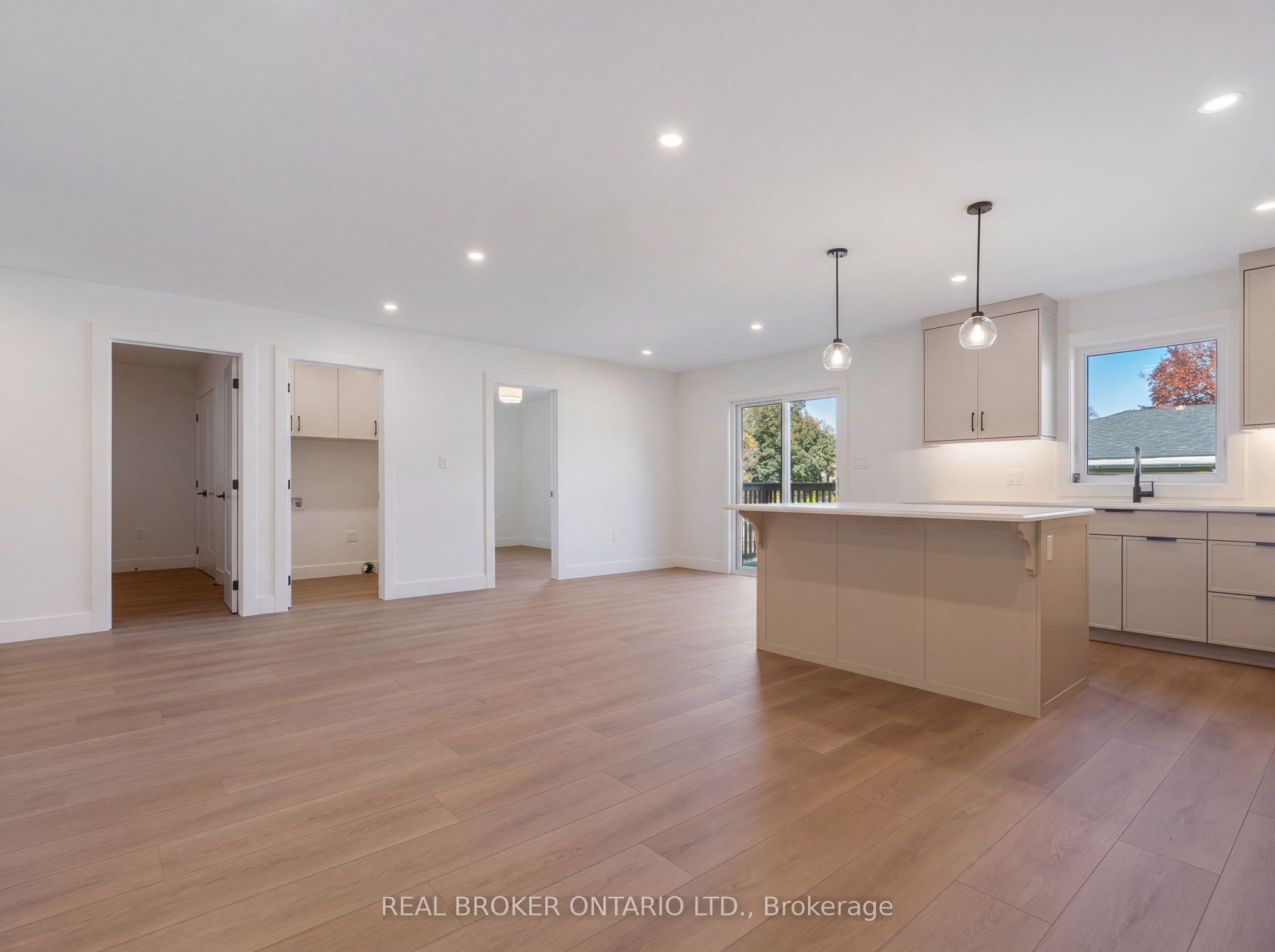 155 Davis Street 2 Property Photo 13